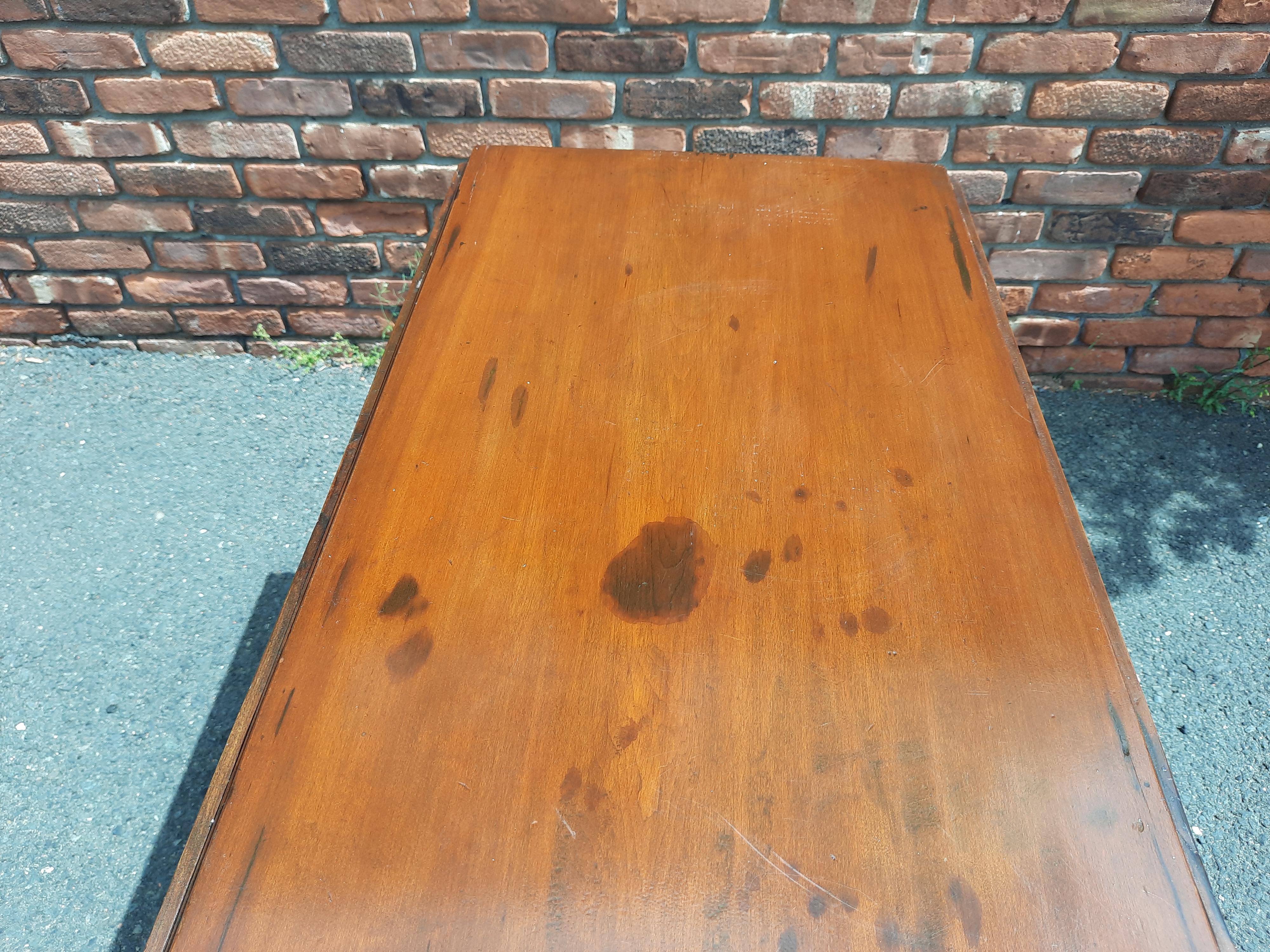 Antique Drop Leaf Table in Solid Hardwood For Sale 3