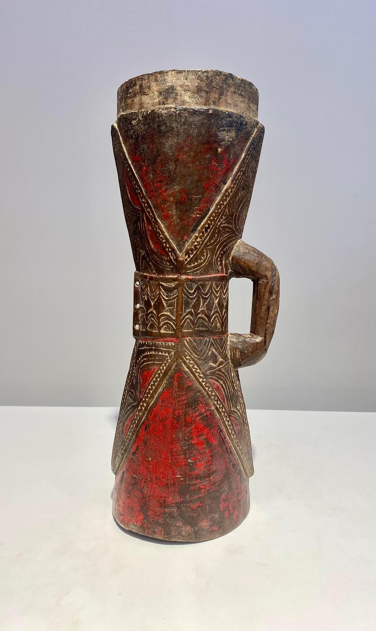 Tambor antiguo Sepik Medio Papúa Nueva Guinea Lagos Murik Ramu Oceanic Arts Iatmul en venta 2