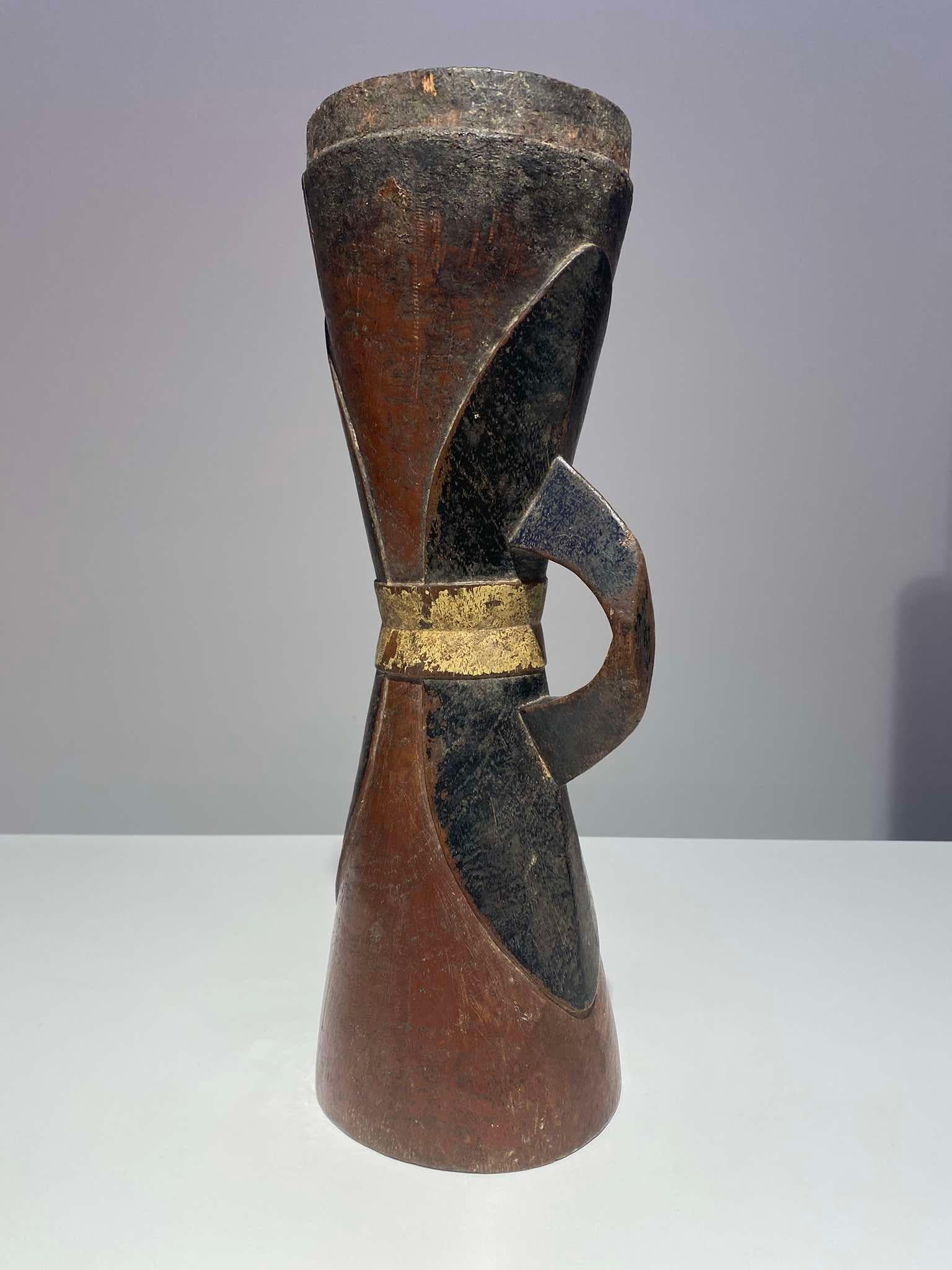 Antique tambour du Moyen Sépik Papouasie-Nouvelle-Guinée Murik lacs Ramu Océanique Art Iatmul en vente 2