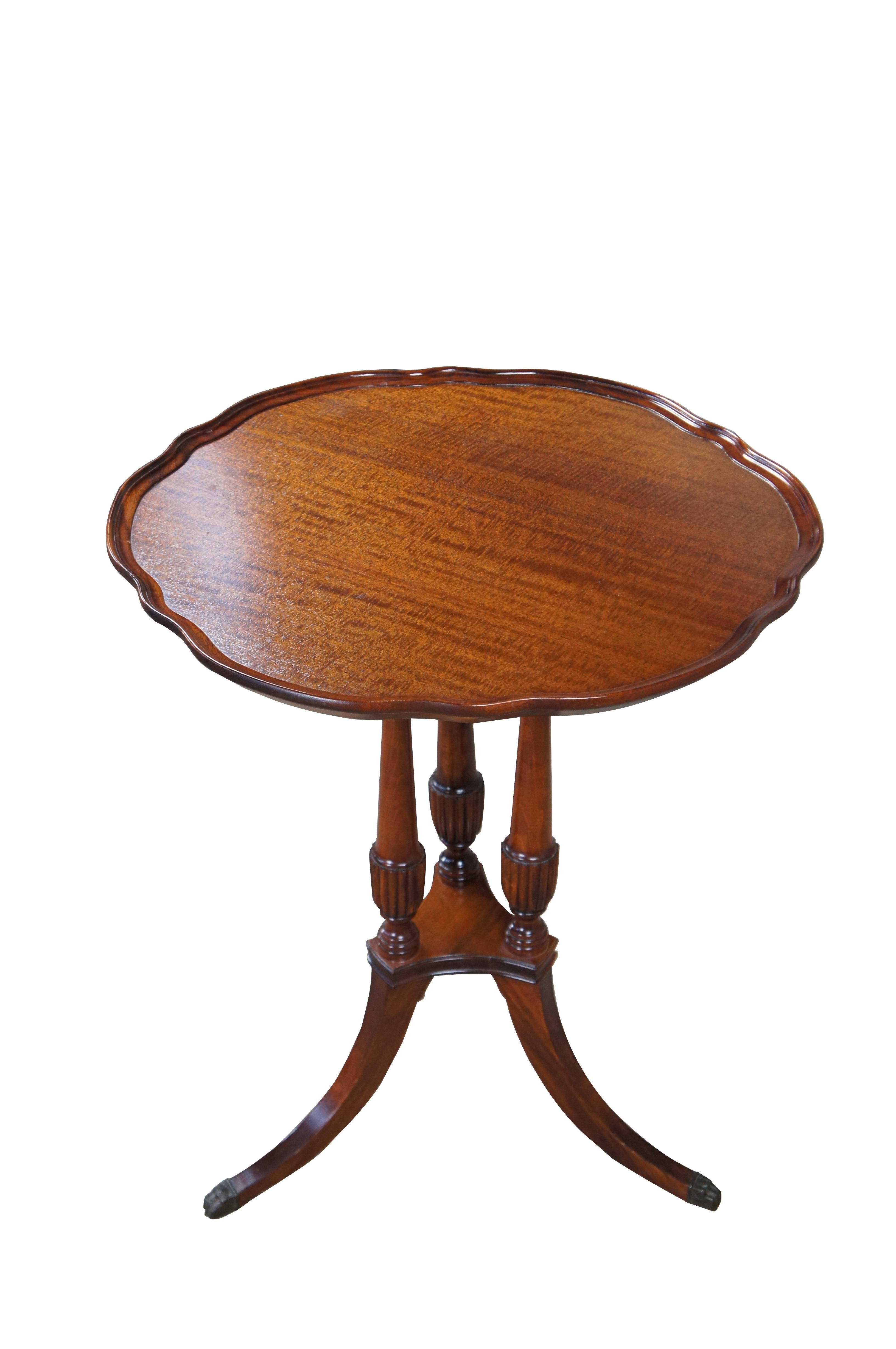 Sheraton Antique Duncan Phyfe Mahogany Serpentine Pie Crust Pedestal Tea Table Stand