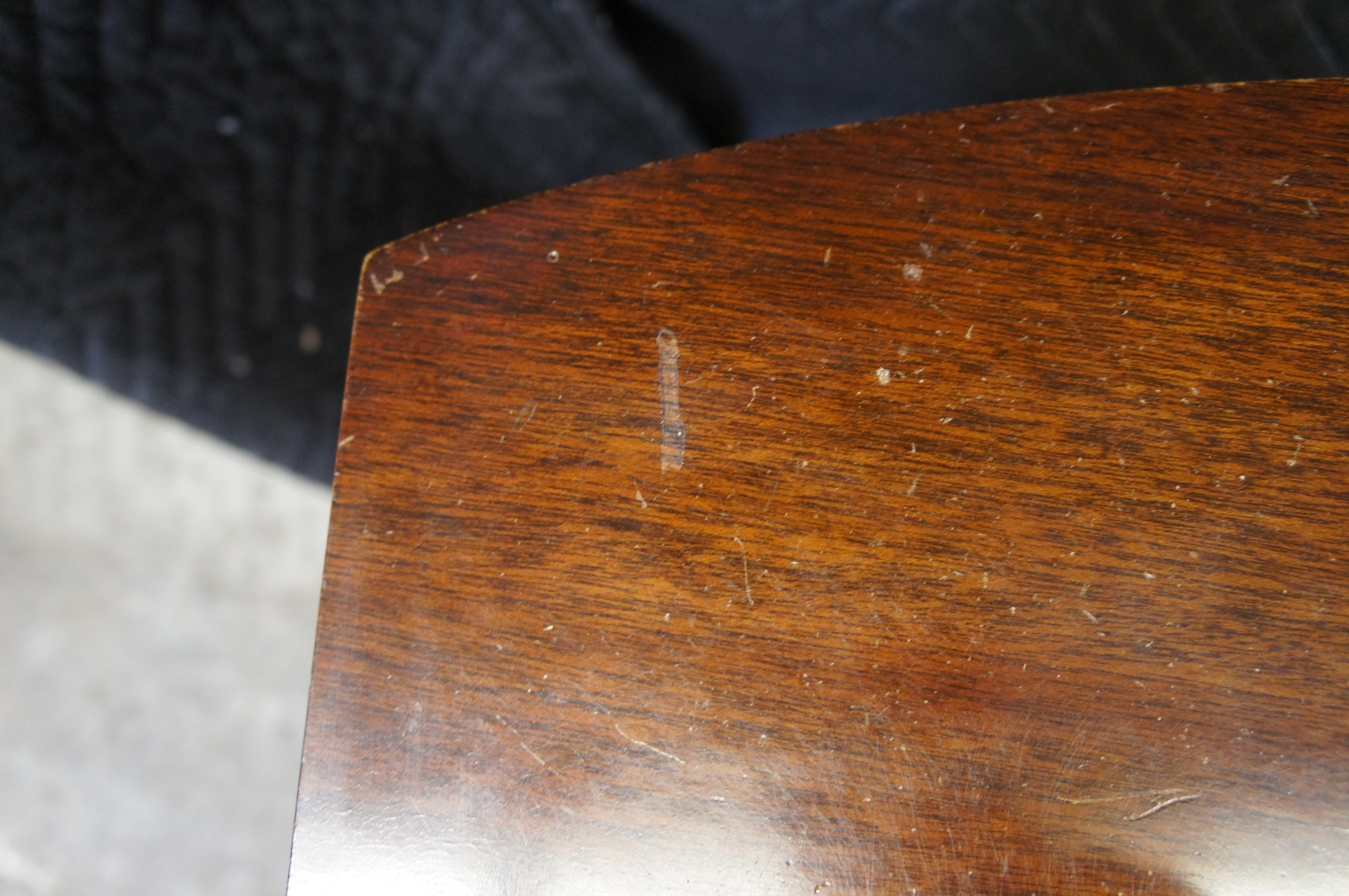 Table de nuit à étages en acajou Duncan Phyfe Table d'appoint d'extrémité 27