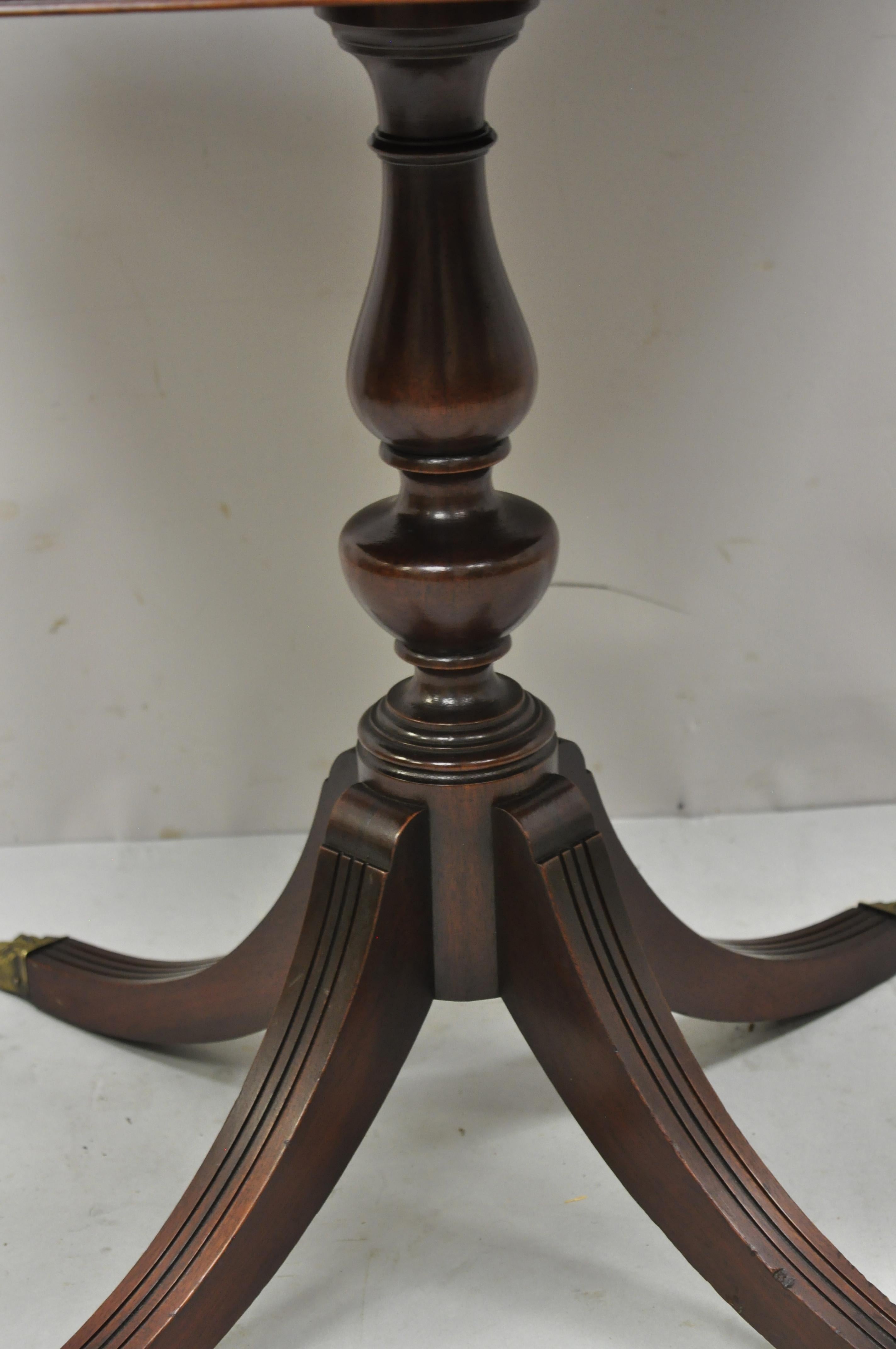 20th Century Antique Duncan Phyfe Pedestal Base Mahogany Dropleaf Pembroke Lamp Side Table