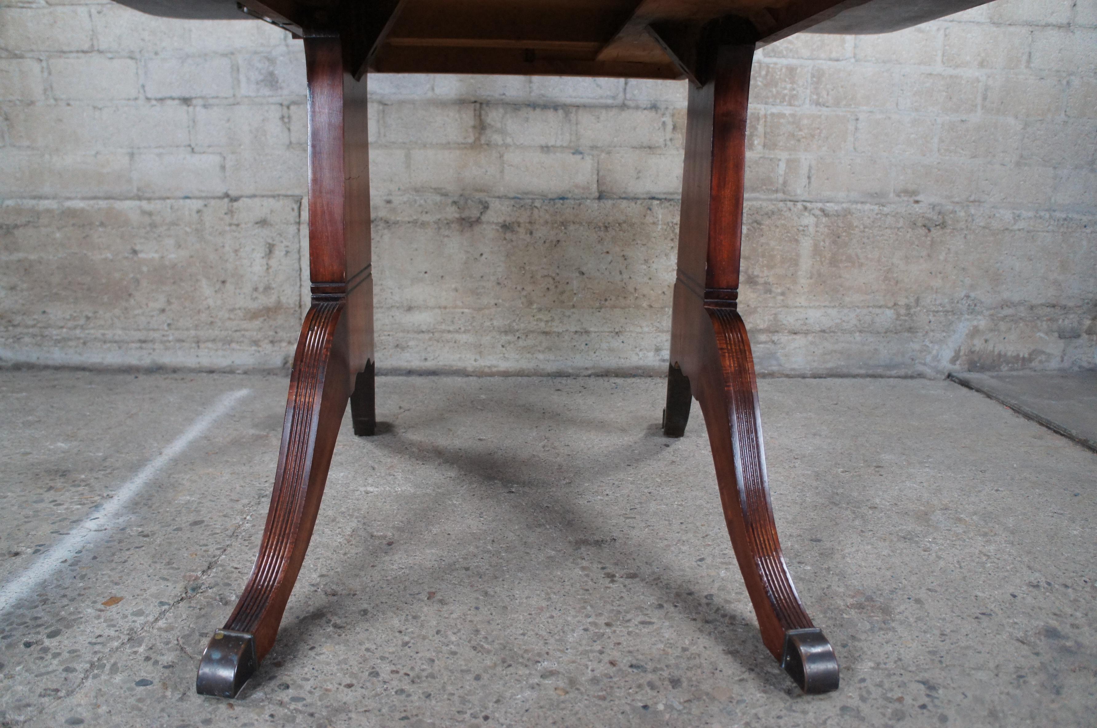 20th Century Antique Duncan Phyfe Style Mahogany Drop Leaf Dining or Breakfast Table Console