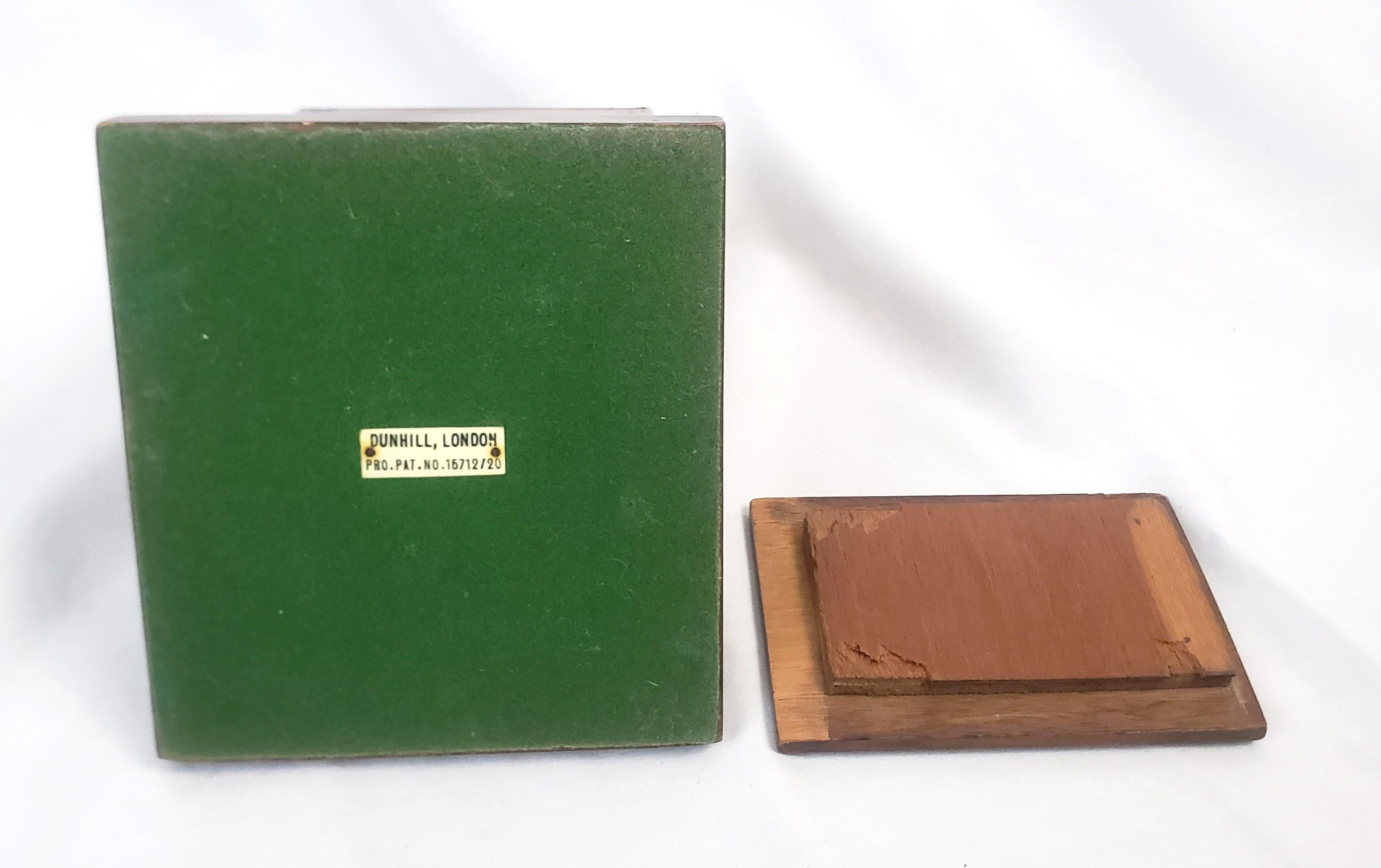 Antiker Dunhill Tisch-Zigarettenspender aus Holz (Glas) im Angebot