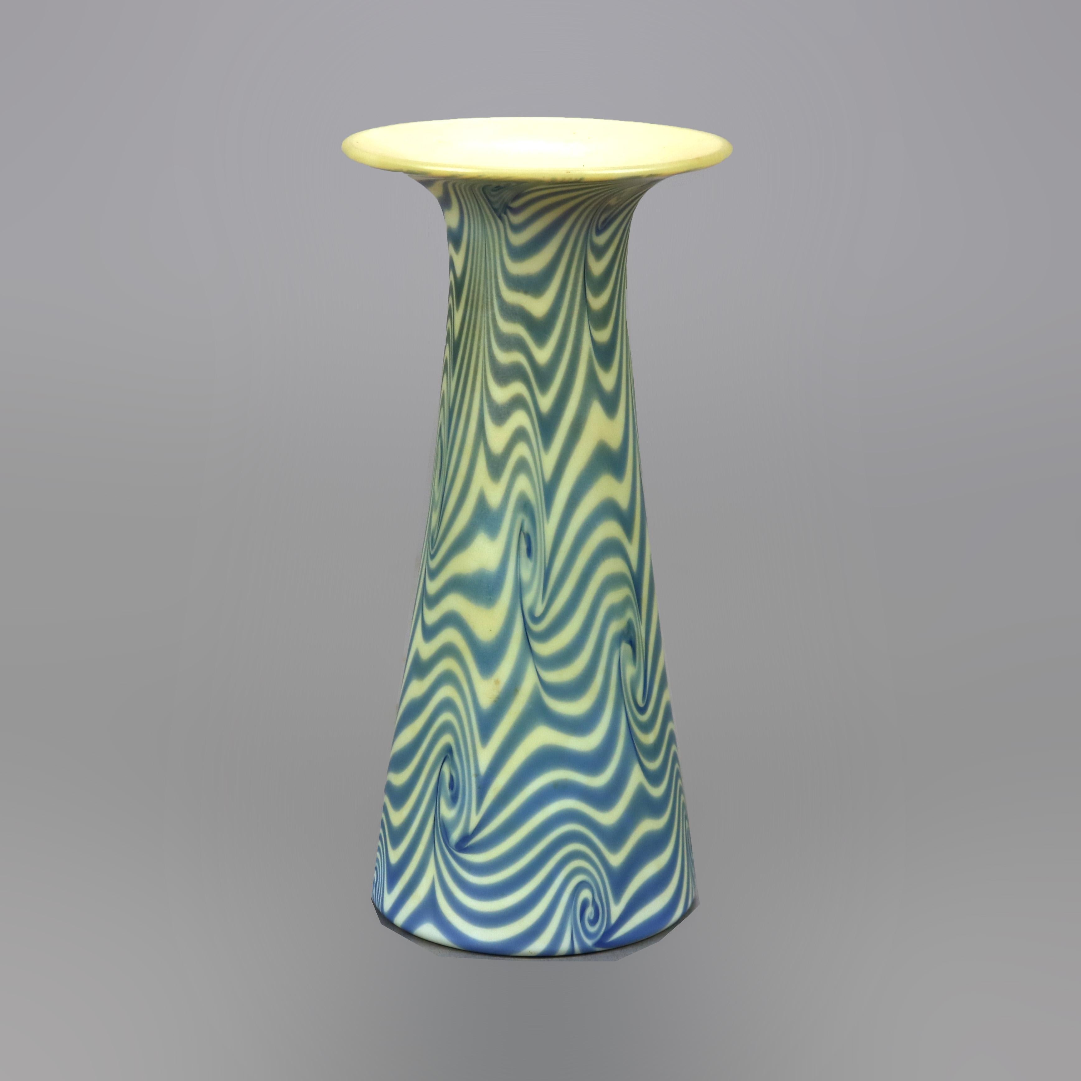 Antique Durand Art Glass King Tut Vase, Circa 1930 In Good Condition In Big Flats, NY