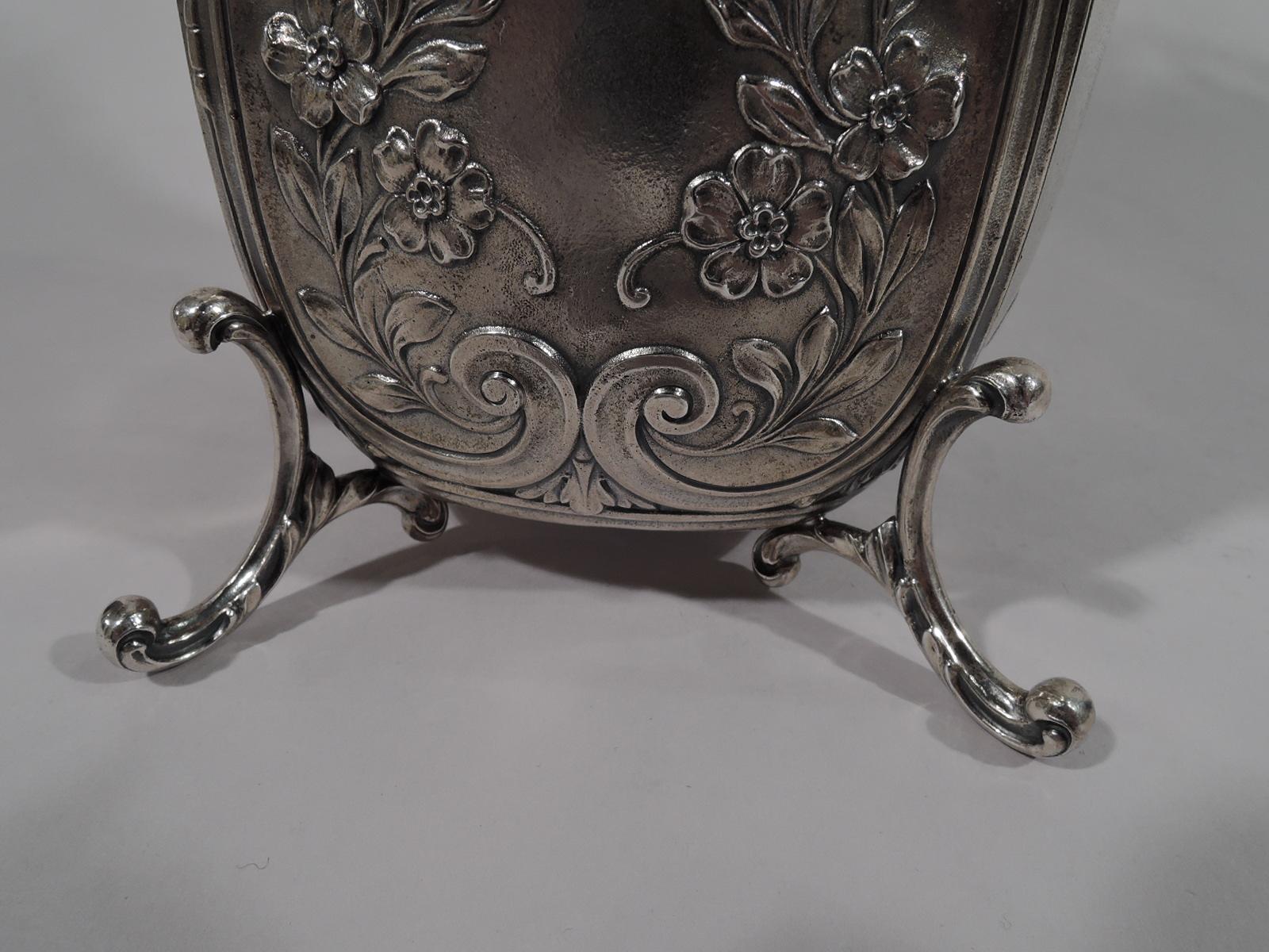 Antique Durgin Rococo Revival Sterling Silver Sedan Chair Vase 3