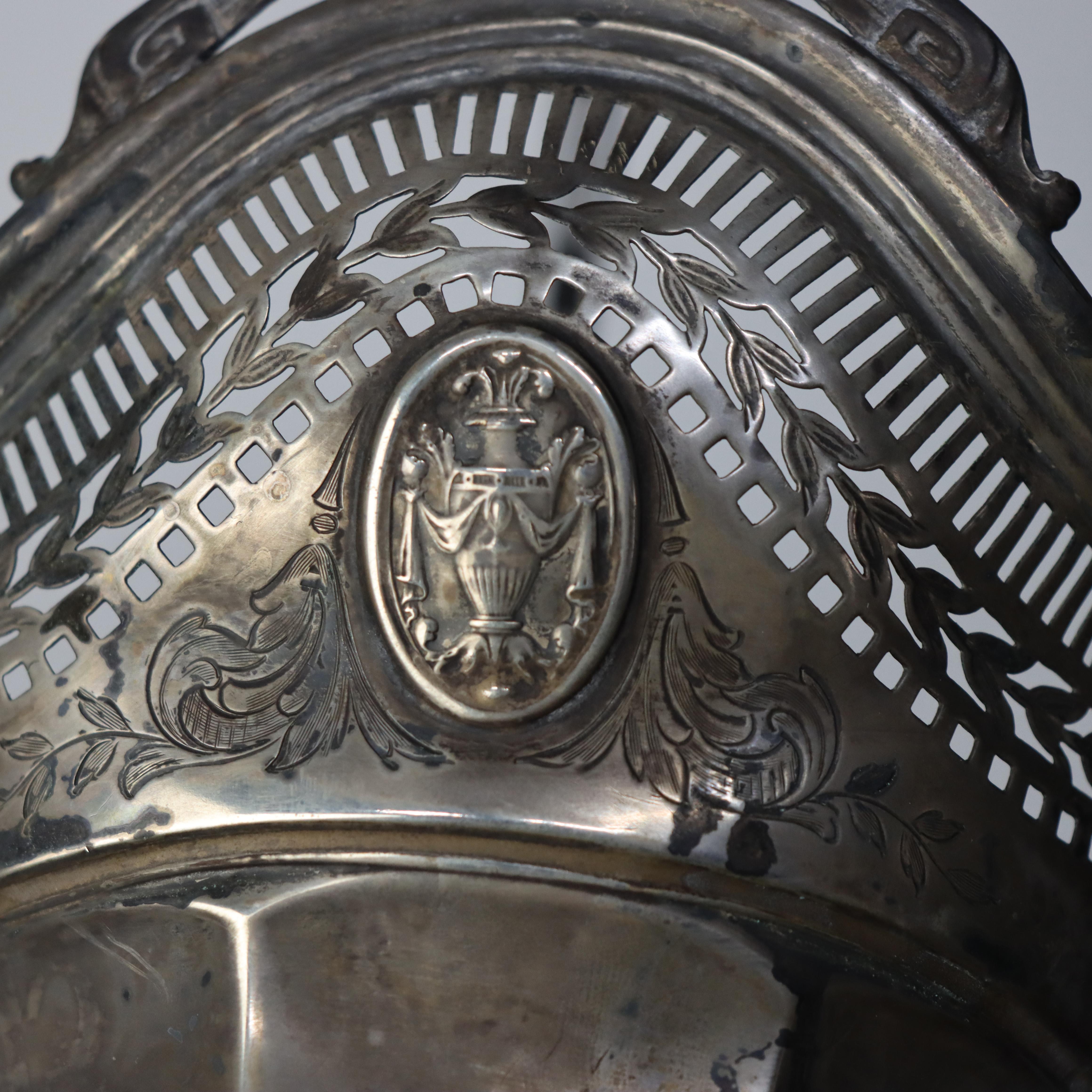 Antique Durgin Sterling Silver Reticulated Weighted Flower Basket C1920 en vente 4