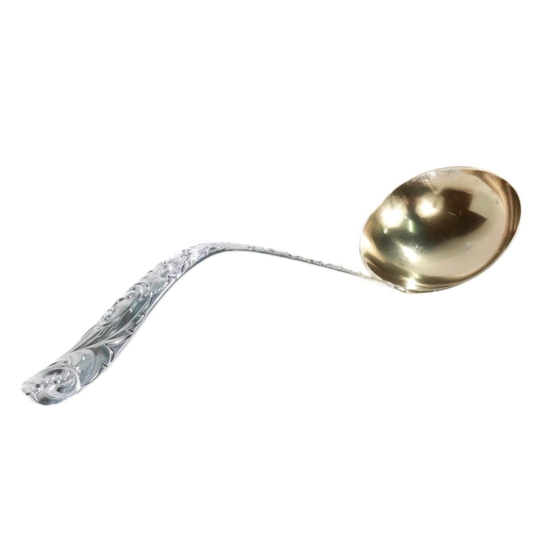 Antique Durgin Sterling Silver Scroll Pattern Soup Ladle In Good Condition For Sale In Philadelphia, PA