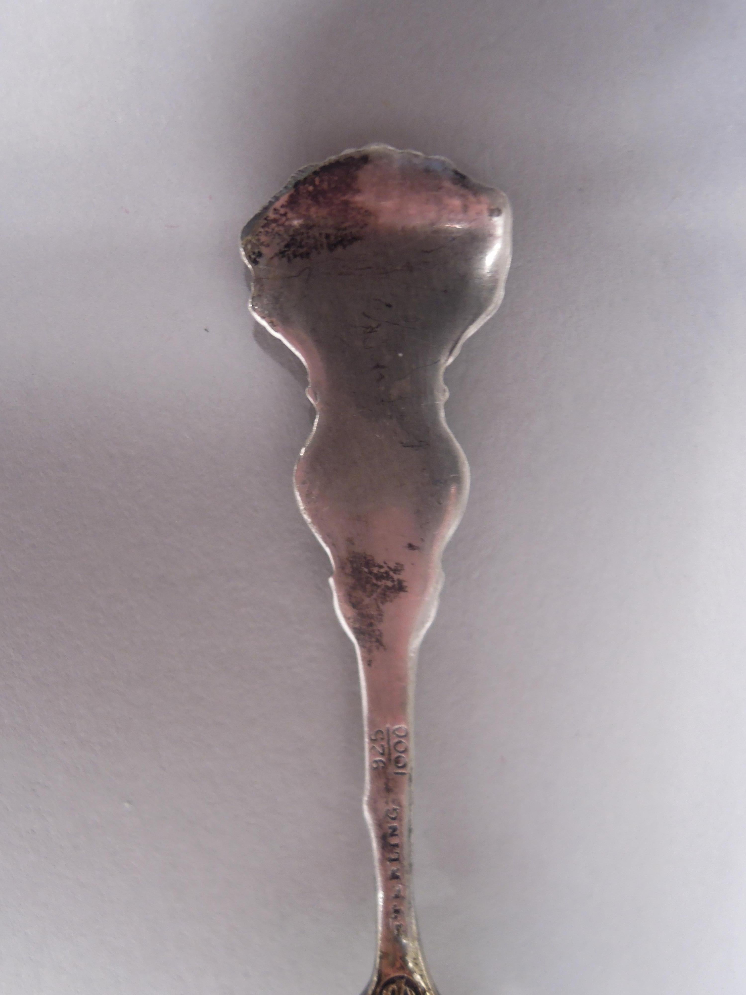 Antique Durgin Victorian Sterling Silver Strawberry Forks In Good Condition For Sale In New York, NY