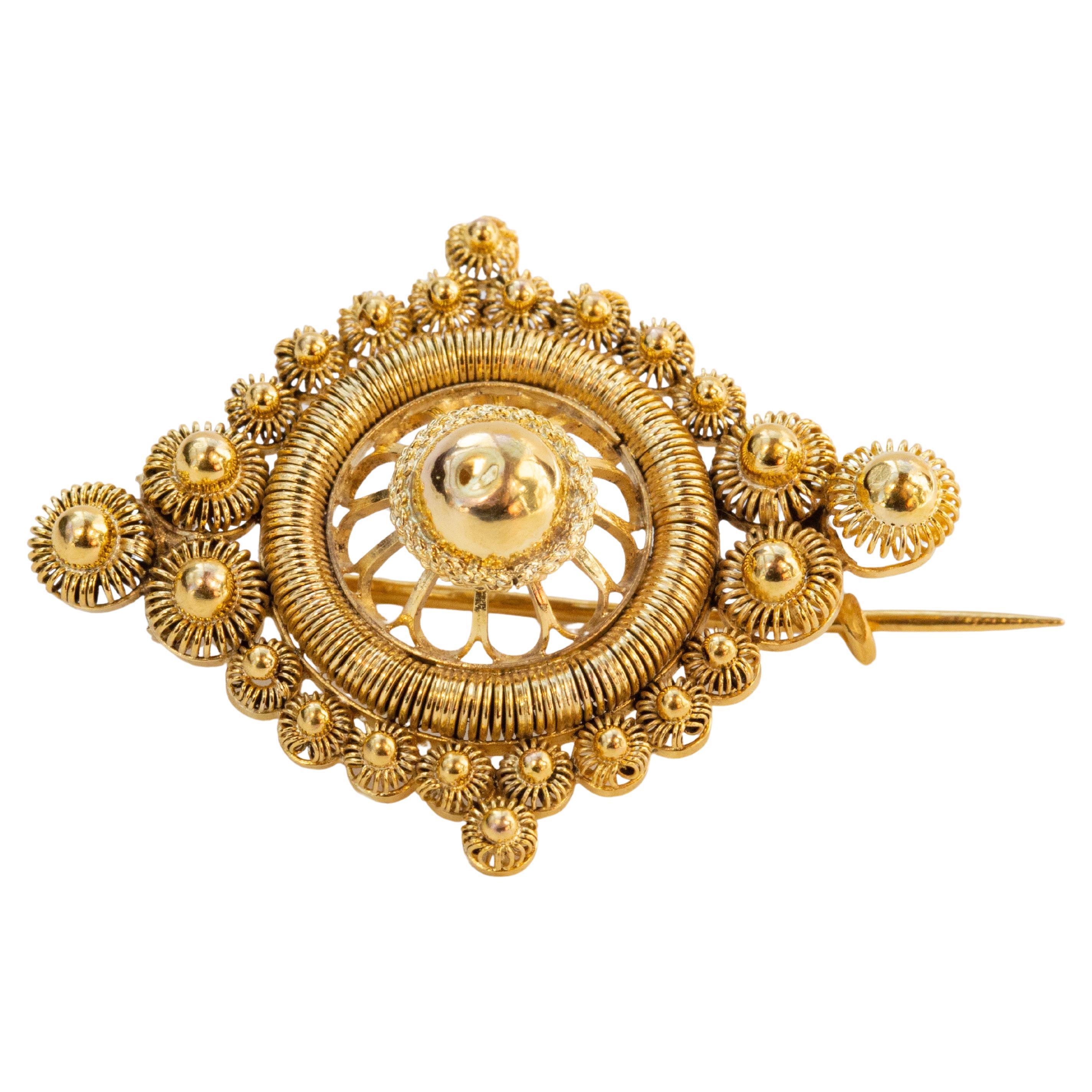 Antique Dutch 14 Karat Yellow Gold Cannetille Brooch