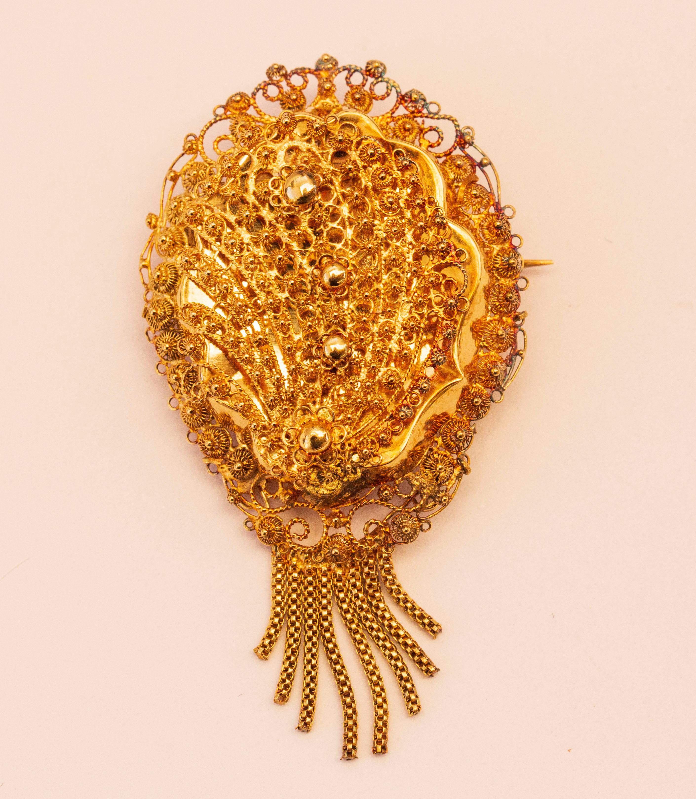 Paar antike niederländische Ohrringe aus 14 Karat Gelbgold mit Brosche/Anhänger  im Angebot 2