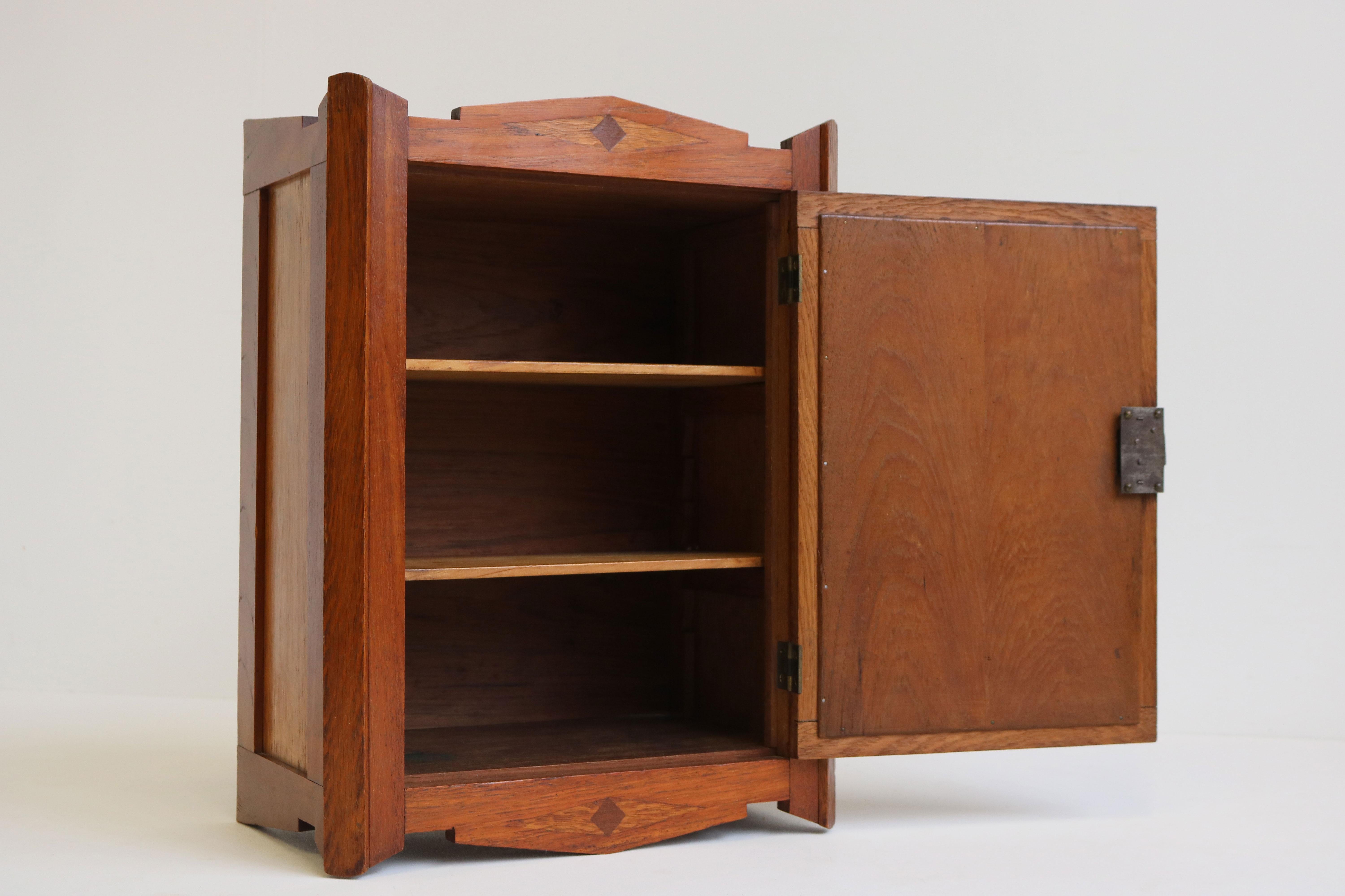 Early 20th Century Antique Dutch Amsterdam School Wall Cabinet 1920 Wood Inlay Arts & Crafts Oak