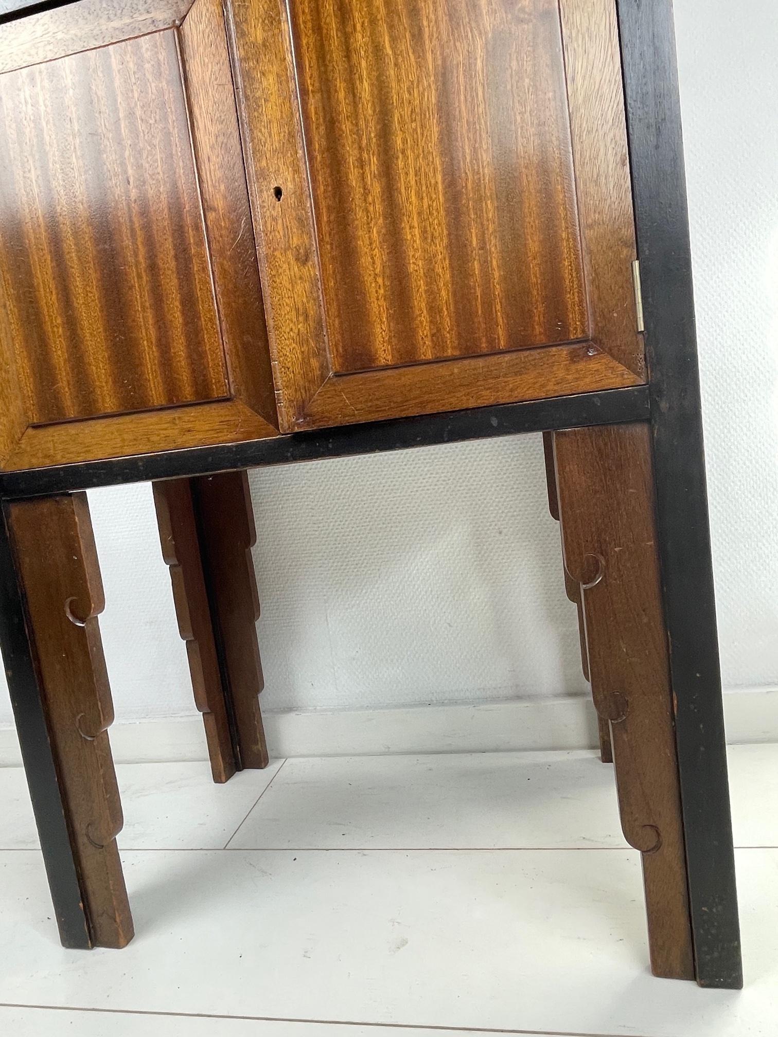 Antique Dutch Art Deco Amsterdam School Wooden 'Radio' Cupboard from NSF, 1927 In Fair Condition In ROTTERDAM, ZH