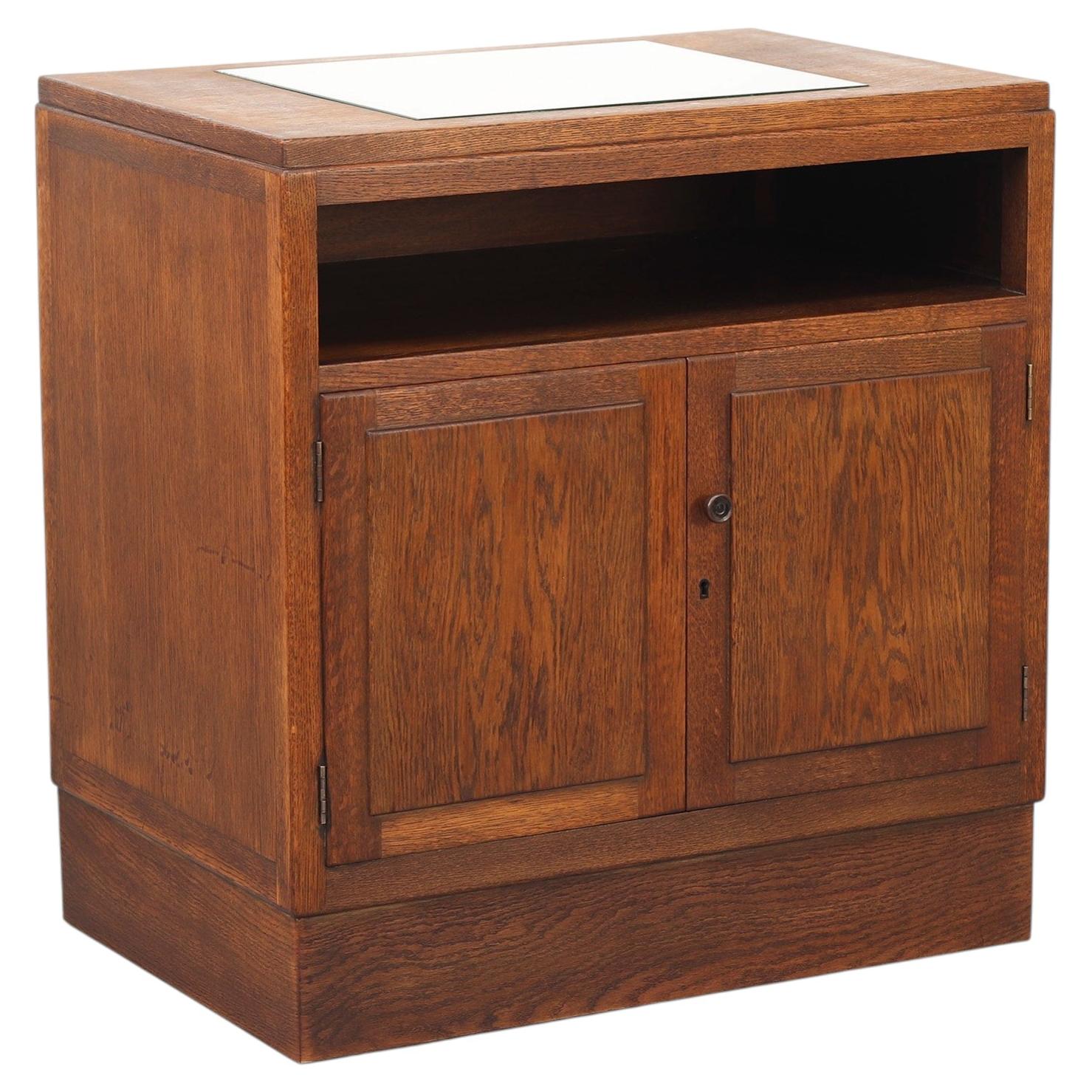 Tea Cabinets - 37 For Sale on 1stDibs | antique tea cabinet