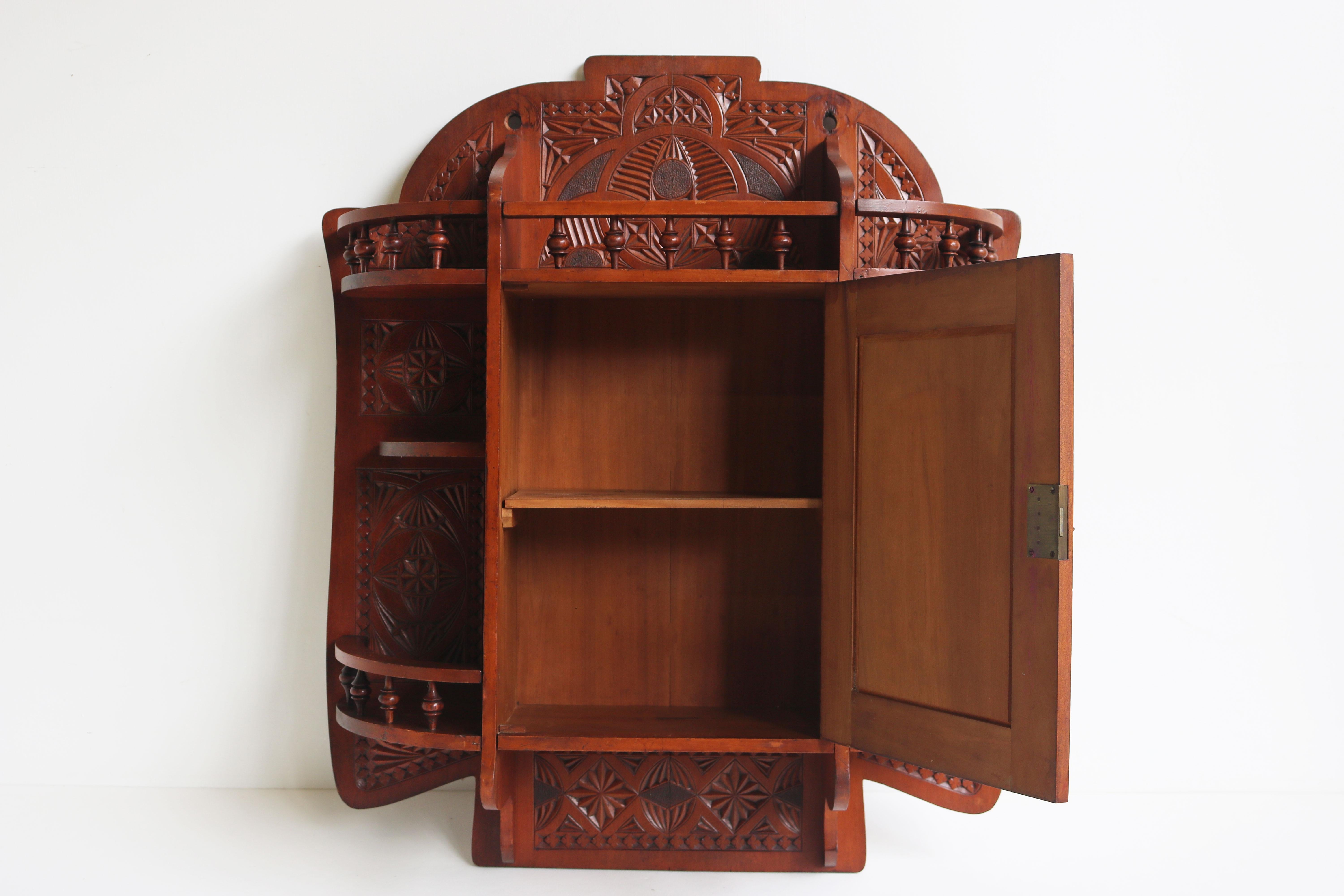 Antique Dutch Arts & Crafts chip carved wall cabinet 1910 Folk art wood carved For Sale 2