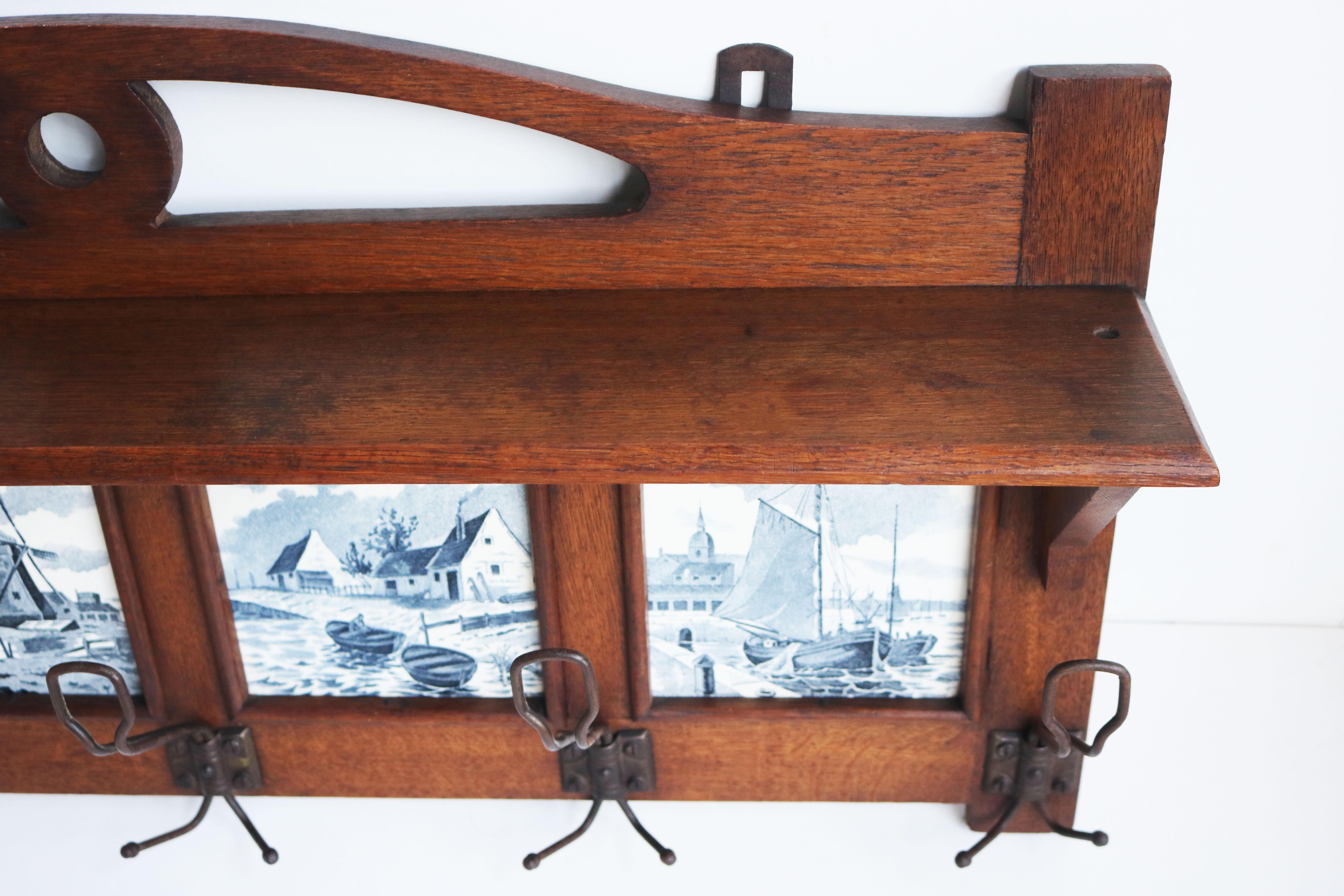 Ceramic Antique Dutch Arts & Crafts coat rack 1920 solid Oak Delft blue tiles