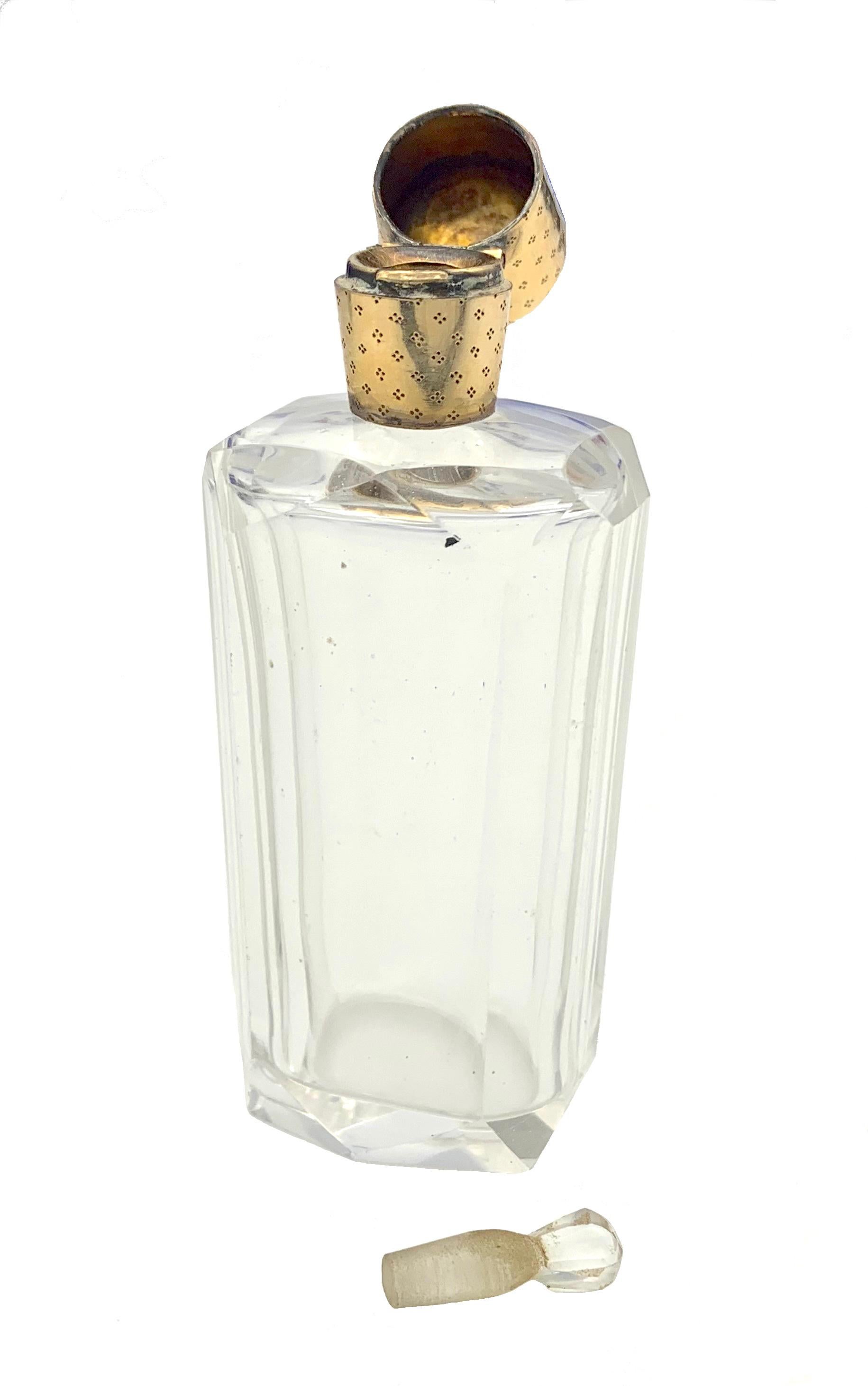 Antique Dutch Belle Époque Perfume Bottle Scent Bottle 14 Karat Gold Cut Glass  In Good Condition For Sale In Munich, Bavaria