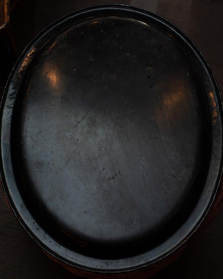 Bandeja holandesa antigua de metal negro con estrella de nácar Metal en venta