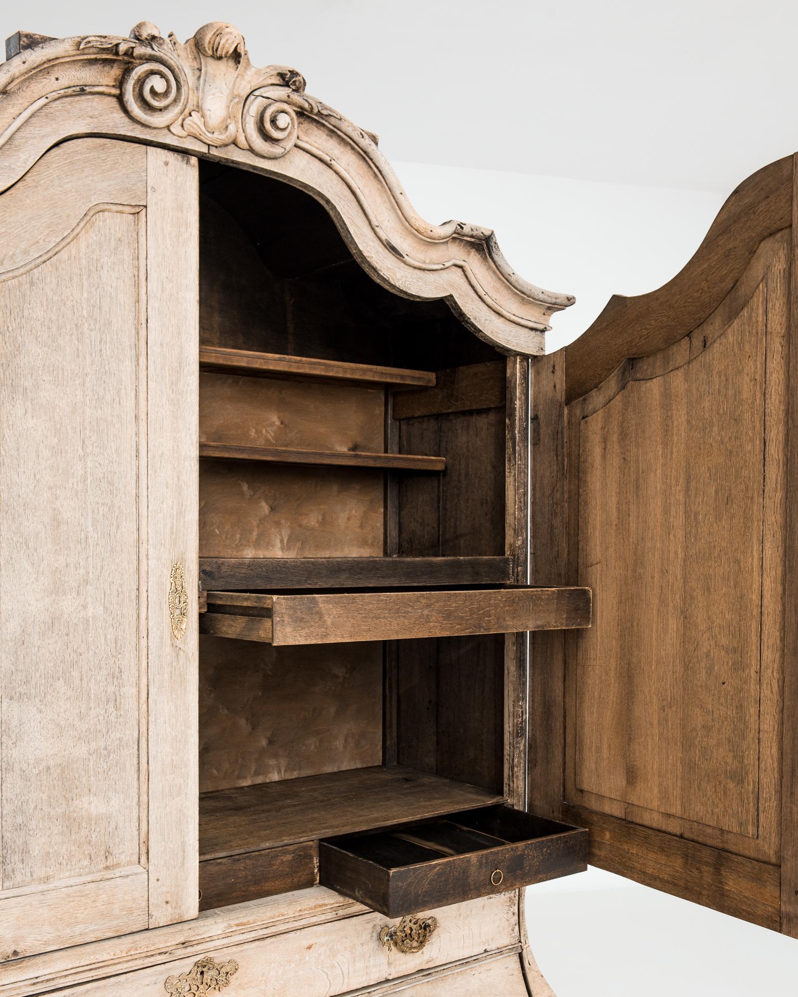 Antique Dutch Bleached Oak Cabinet 3