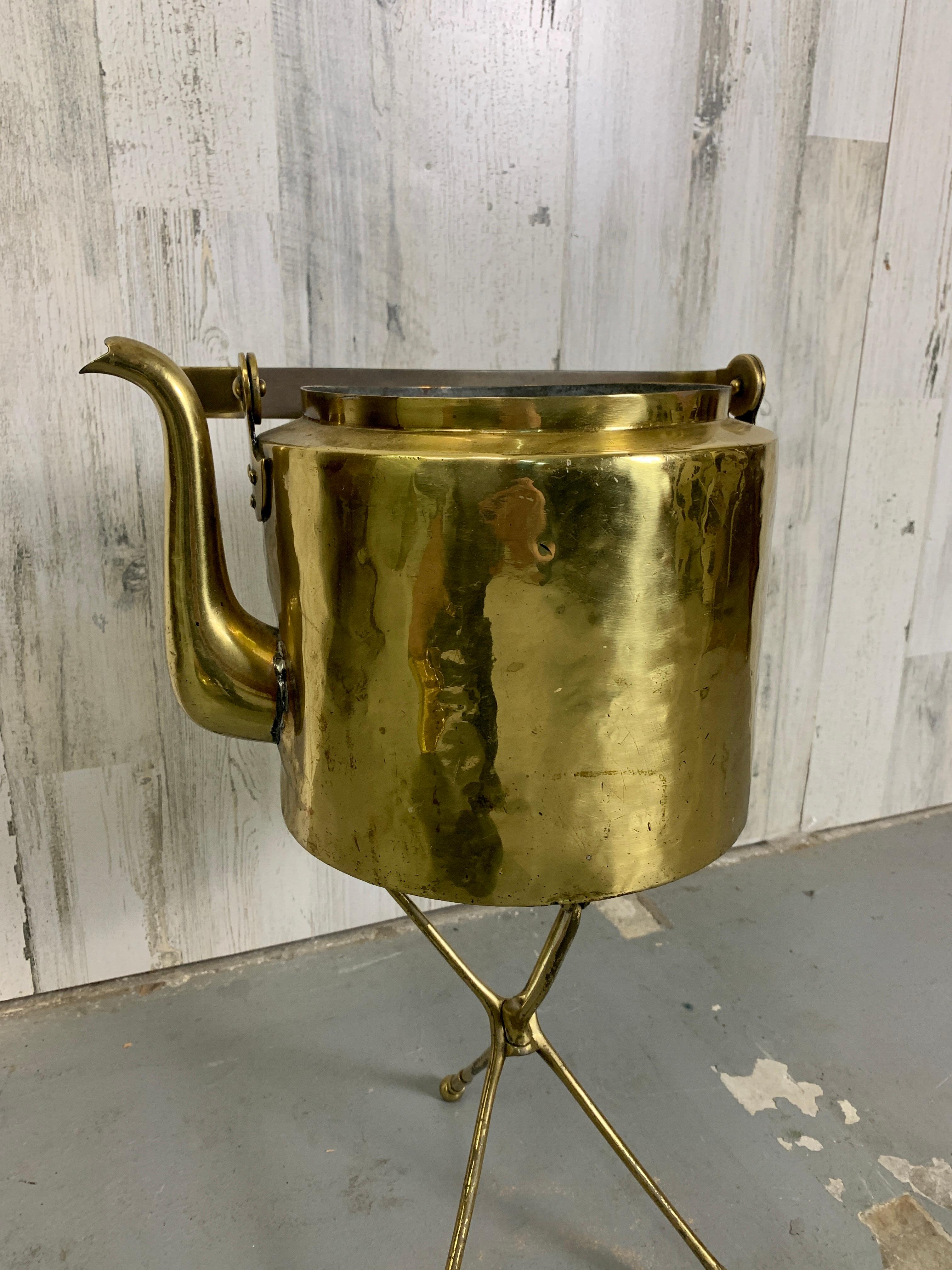 Antique Dutch Brass Coffee Pot and Trivet For Sale 7