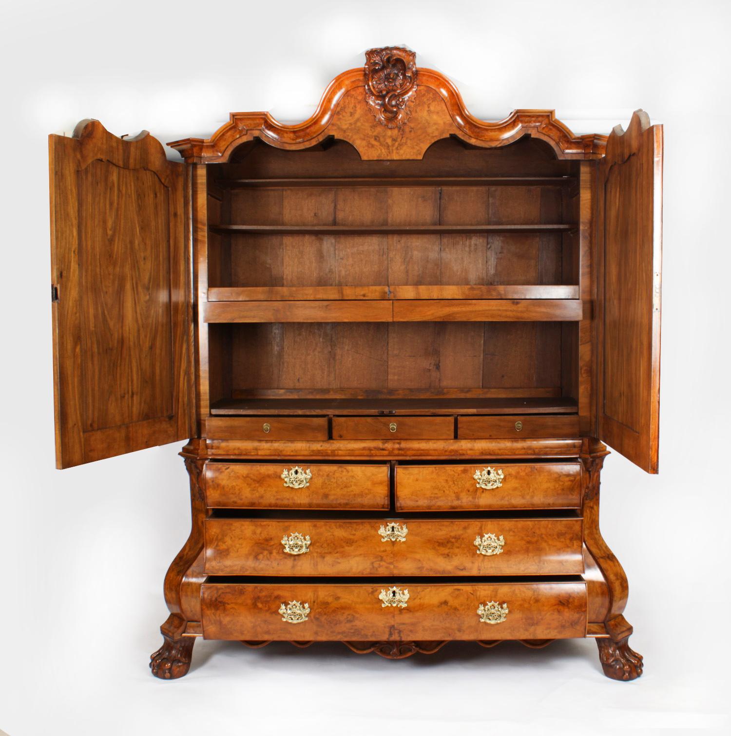 Antique Dutch Burr Walnut Bombé Cabinet Armoire, 18th Century For Sale 3