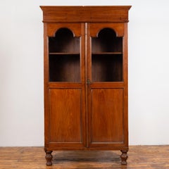 Antique grand vaisselier colonial hollandais avec portes vitrées et motifs en arc de cercle