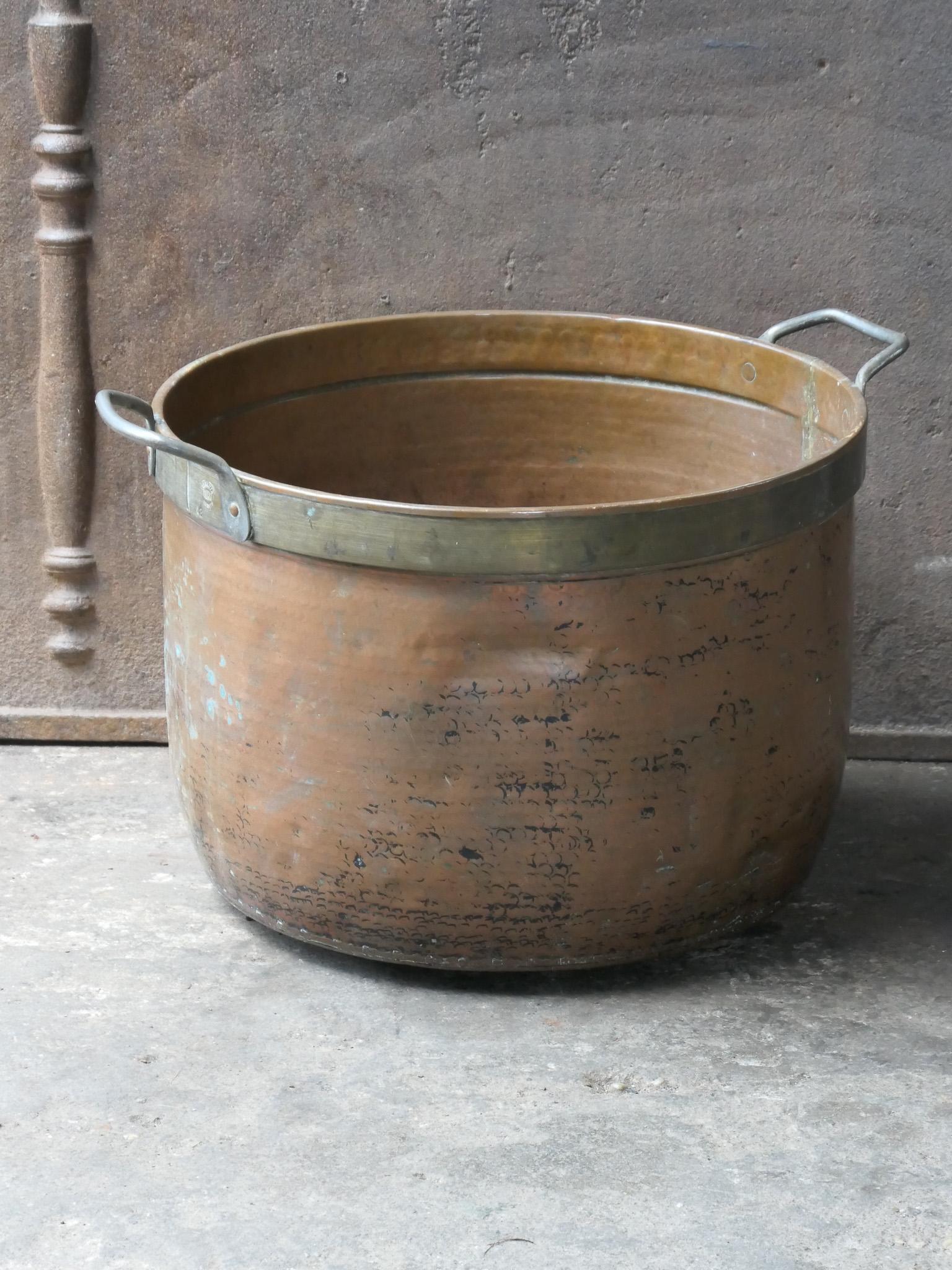 Neoclassical Antique Dutch Copper Log Holder, 18th-19th Century