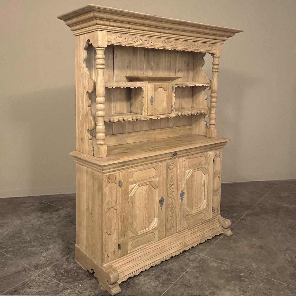 Armoire hollandaise ancienne Vaisselier en chêne rayé en vente 3