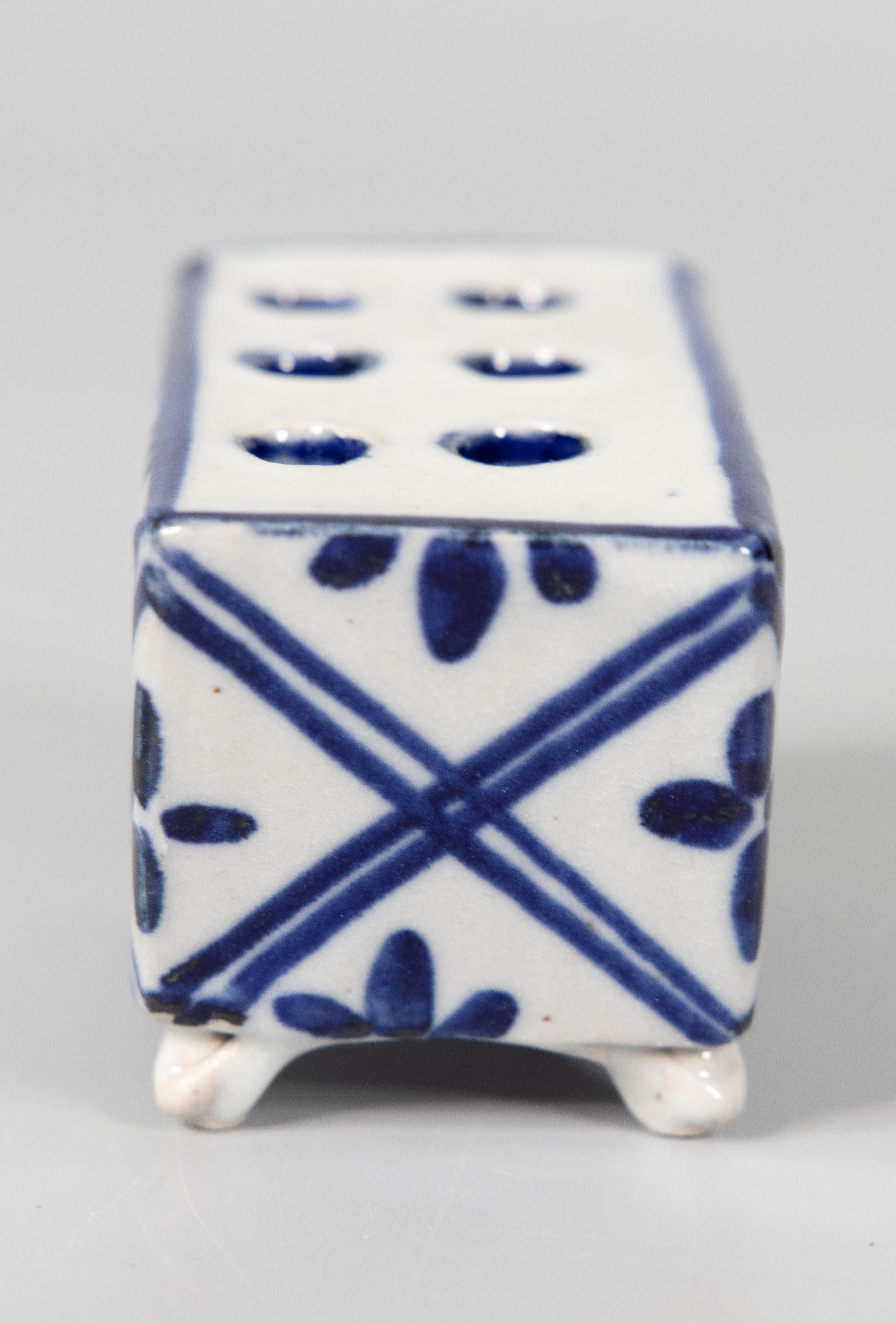 delft flower brick
