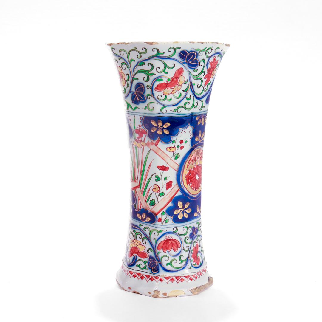 Barocco Antico vaso olandese di Delft in ceramica policroma di Pieter Kocx/De Grieksche A in vendita