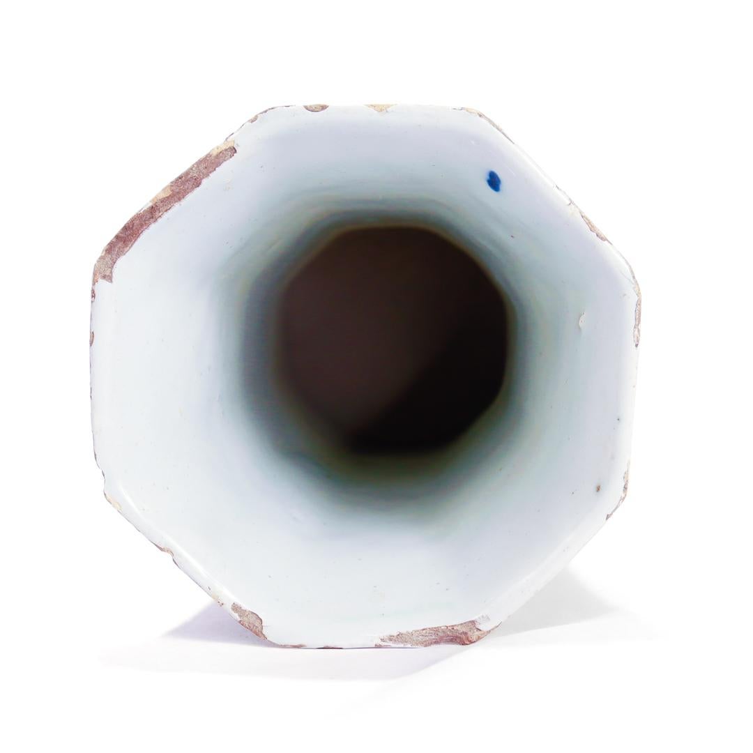 Antico vaso olandese di Delft in ceramica policroma di Pieter Kocx/De Grieksche A in vendita 1