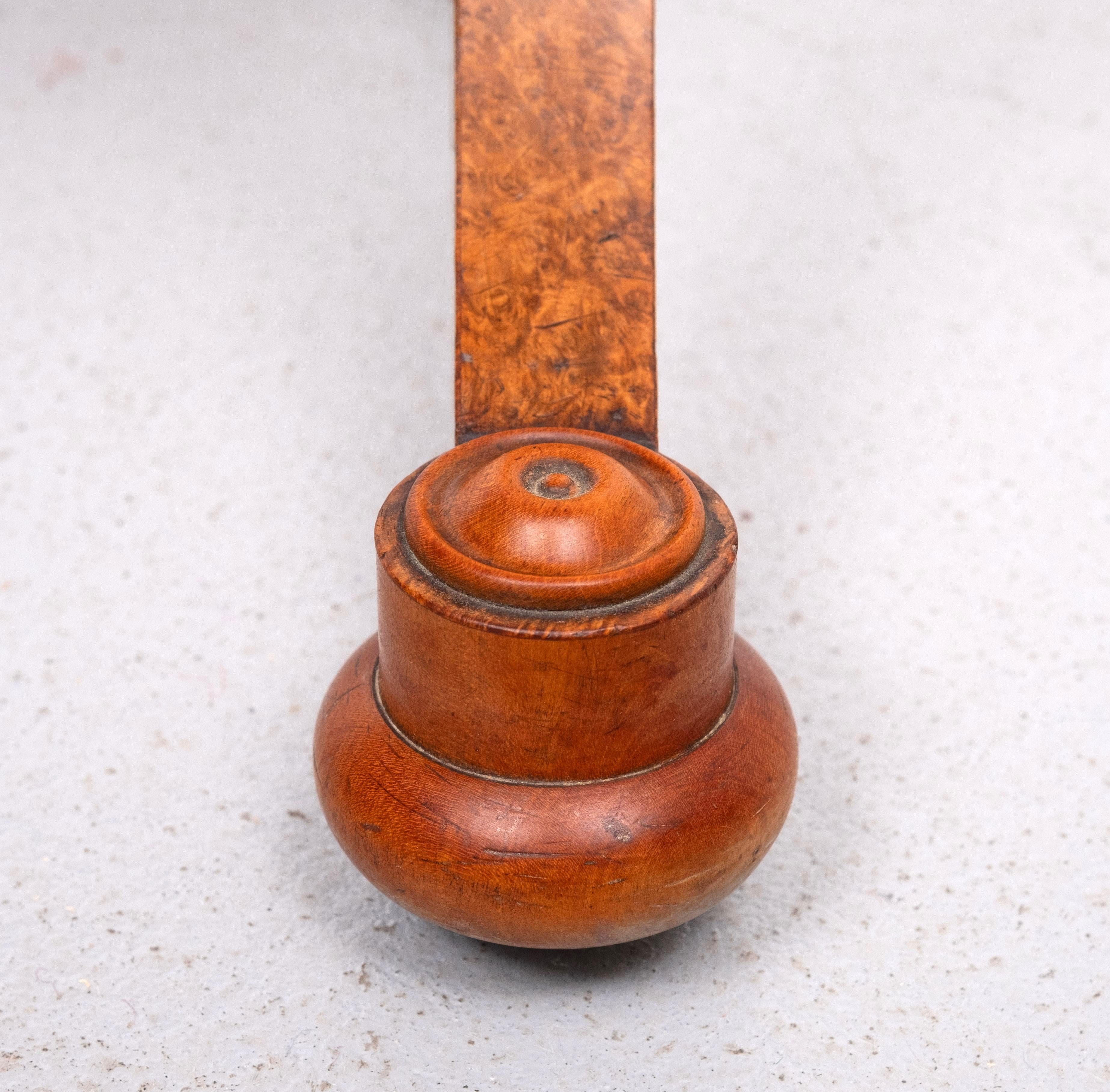 Antiguo Imperio Holandés Burl Mesa de escritorio o sofá chapada en madera Burl en venta 7