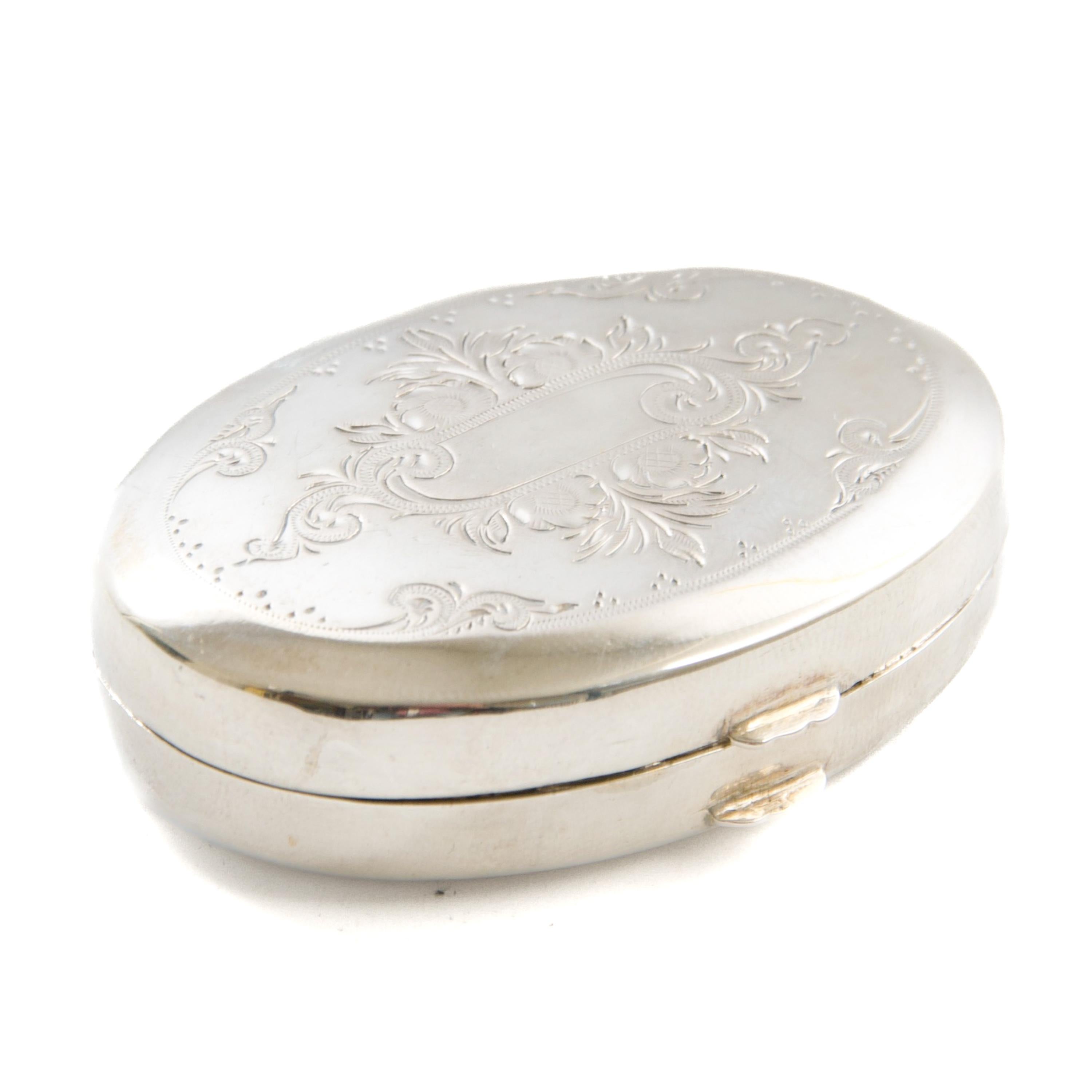 Antique Dutch Engraved Silver Oval Box, 19th Century For Sale 2