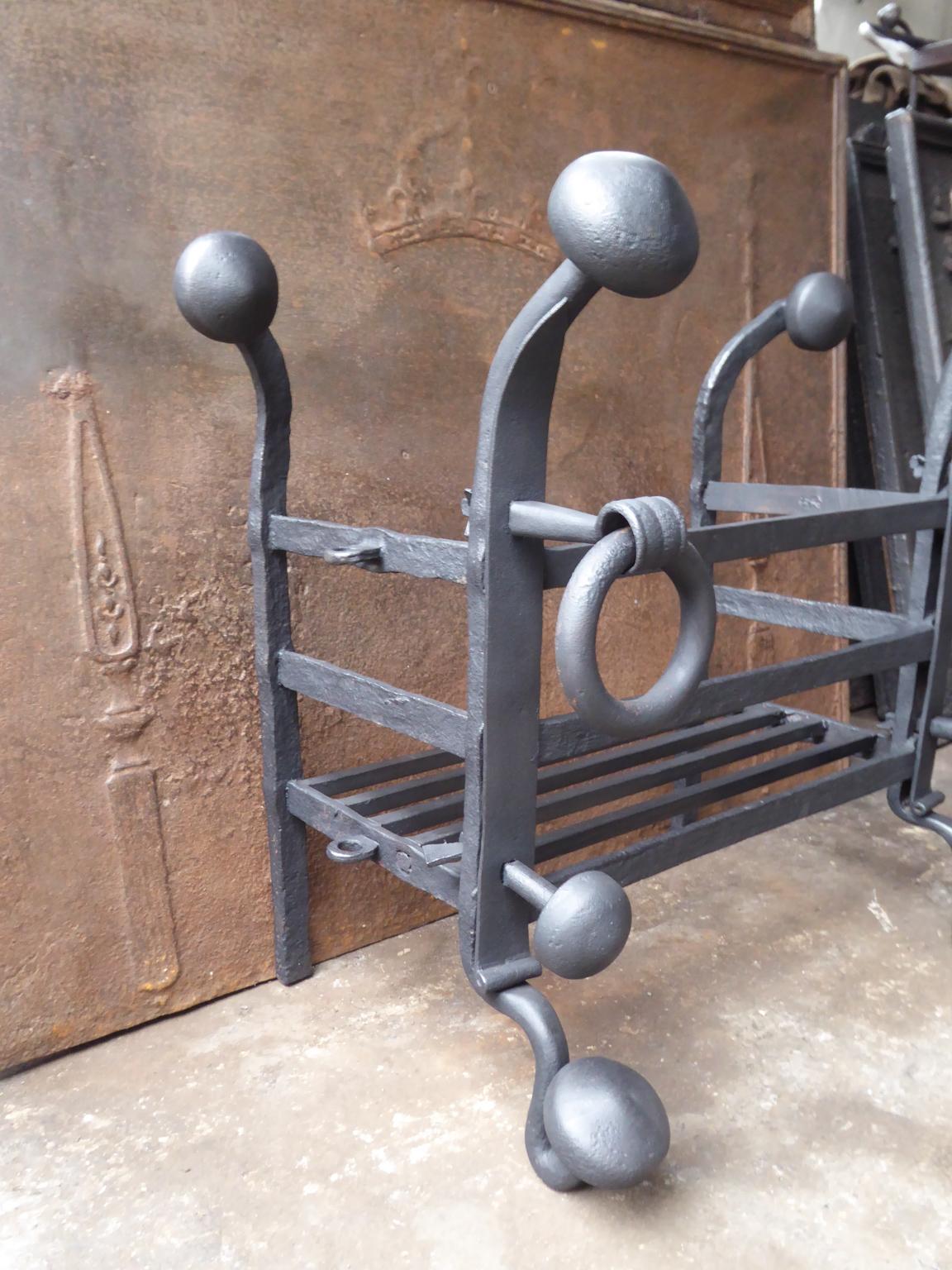 Antique Dutch Fireplace Grate, 17th-18th Century For Sale 3