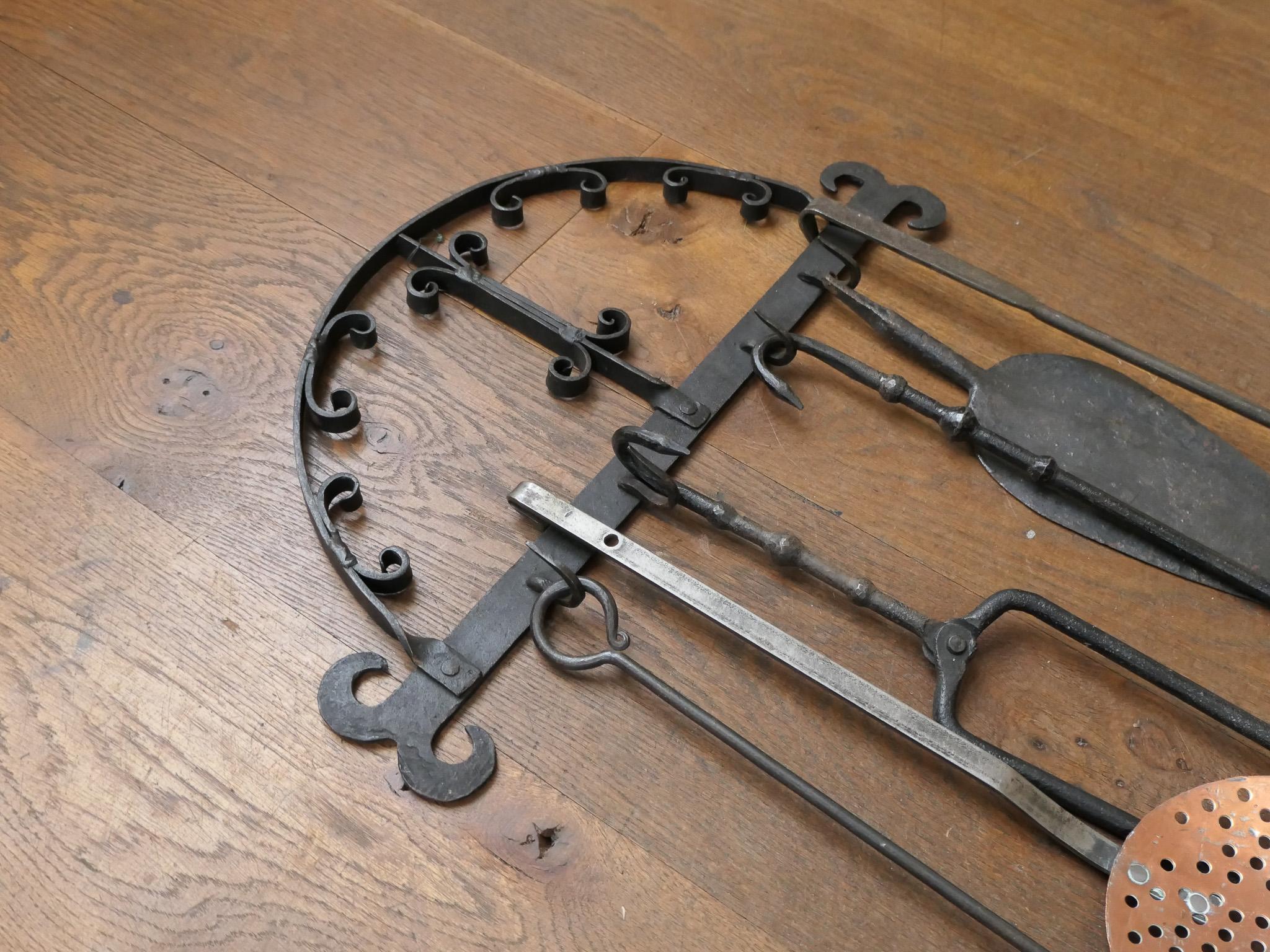 Antikes niederländisches Kaminbesteck, Küchenbesteck, 18. bis 19. Jahrhundert im Angebot 4