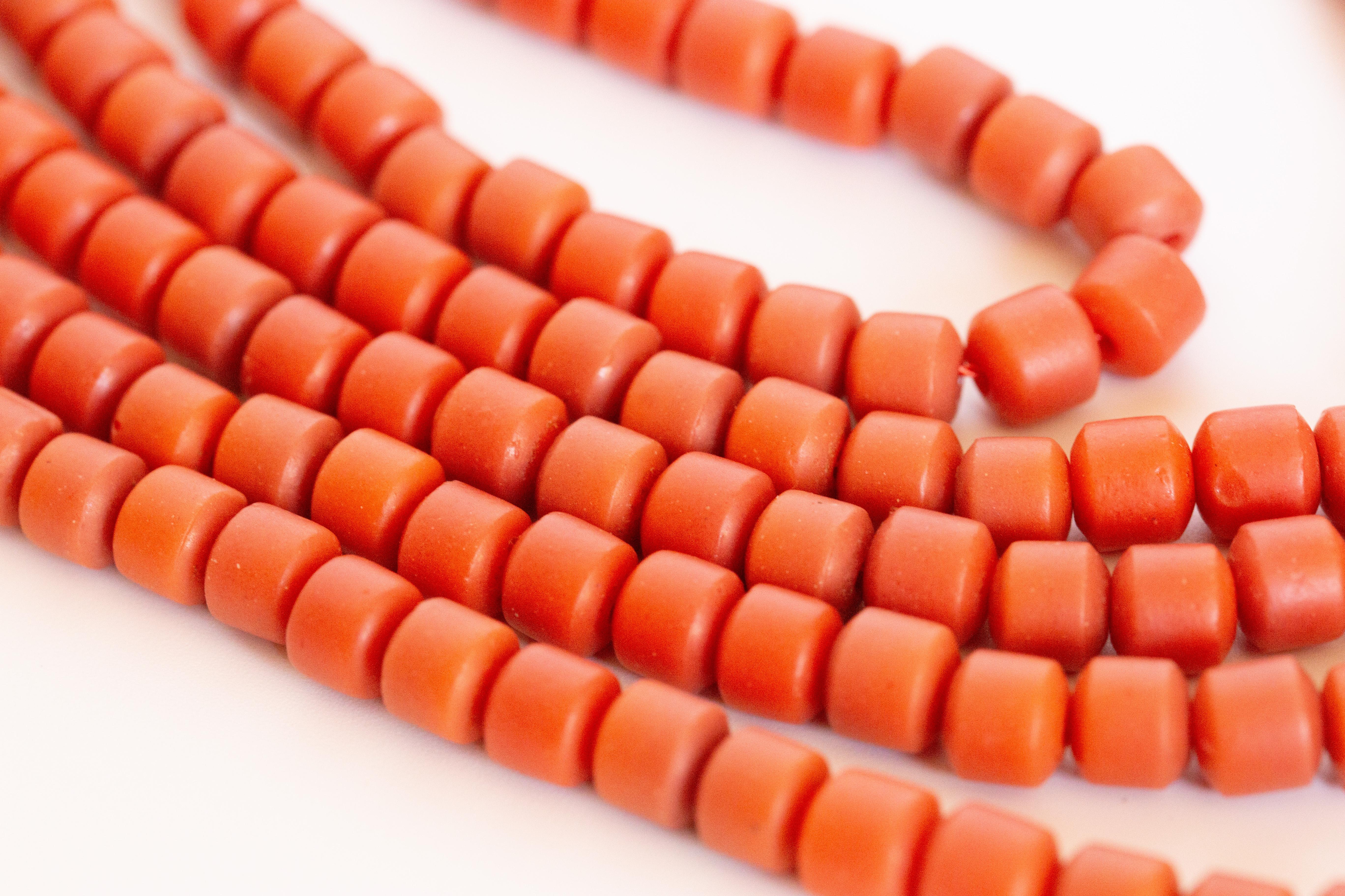 Antique Dutch Genuine Red Coral Necklace with a Brass Barrel Lock For Sale 11