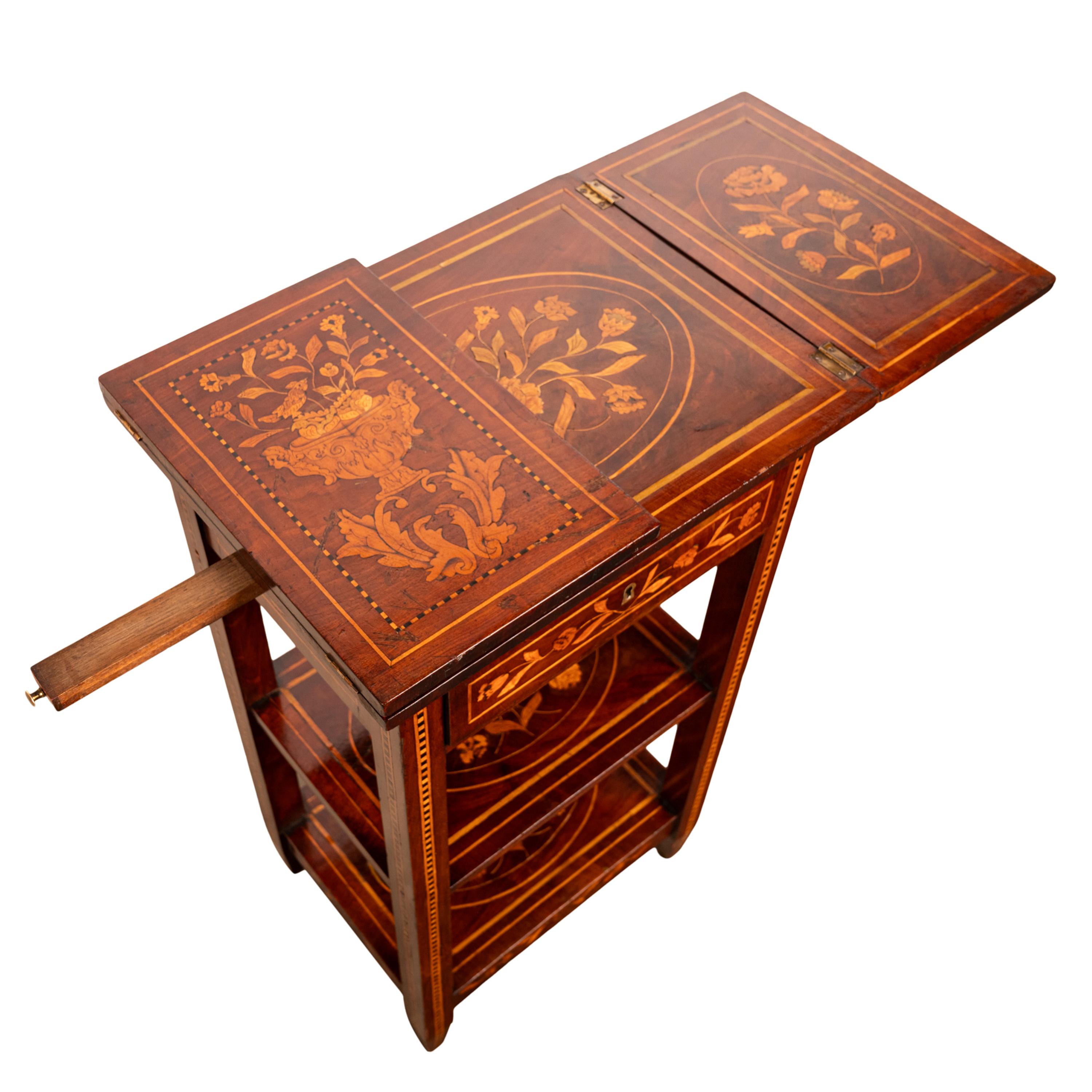 Ancienne étagère de table hollandaise géorgienne pliante en bois de rose et citronnier 1820 en vente 3