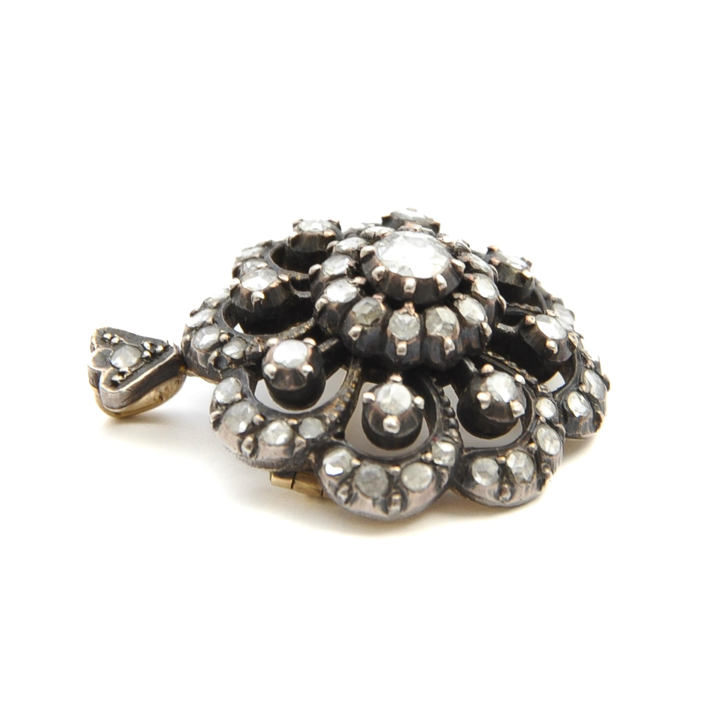 Colgante Broche Floral Holandés Antiguo de Oro y Plata con Diamantes talla Rosa Corte rosa en venta