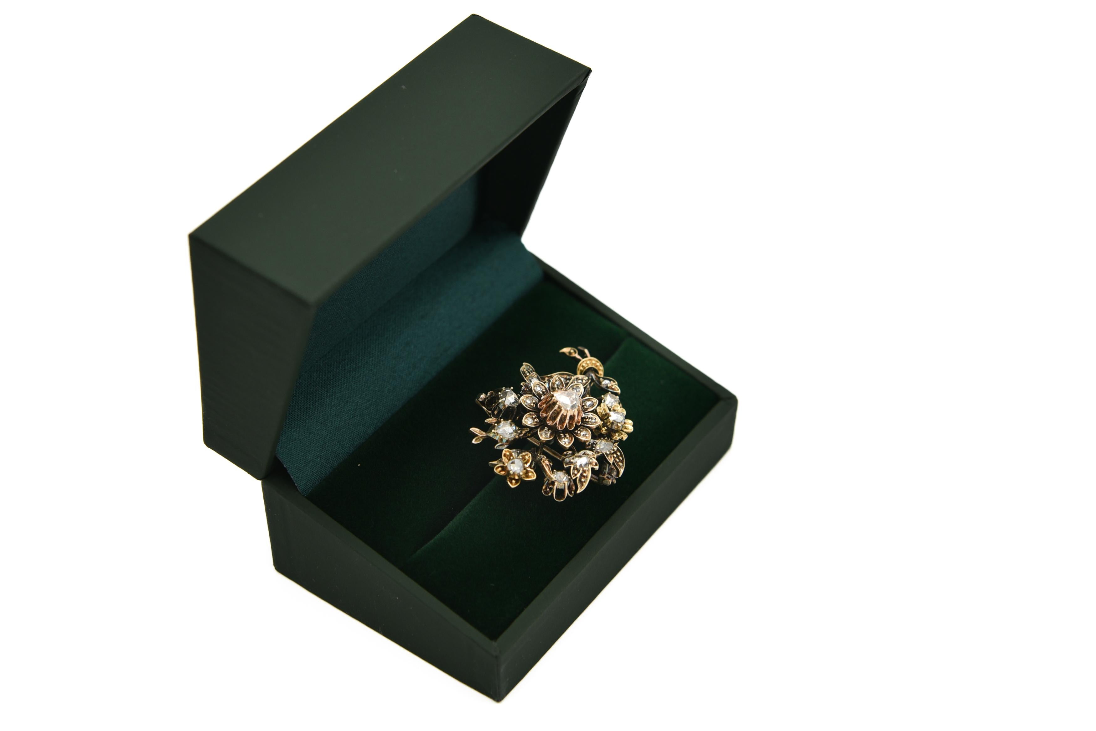 Antike niederländische Goldbrosche mit 26 Diamanten, 1,30 Karat, Mitte des 19. Jahrhunderts. 5