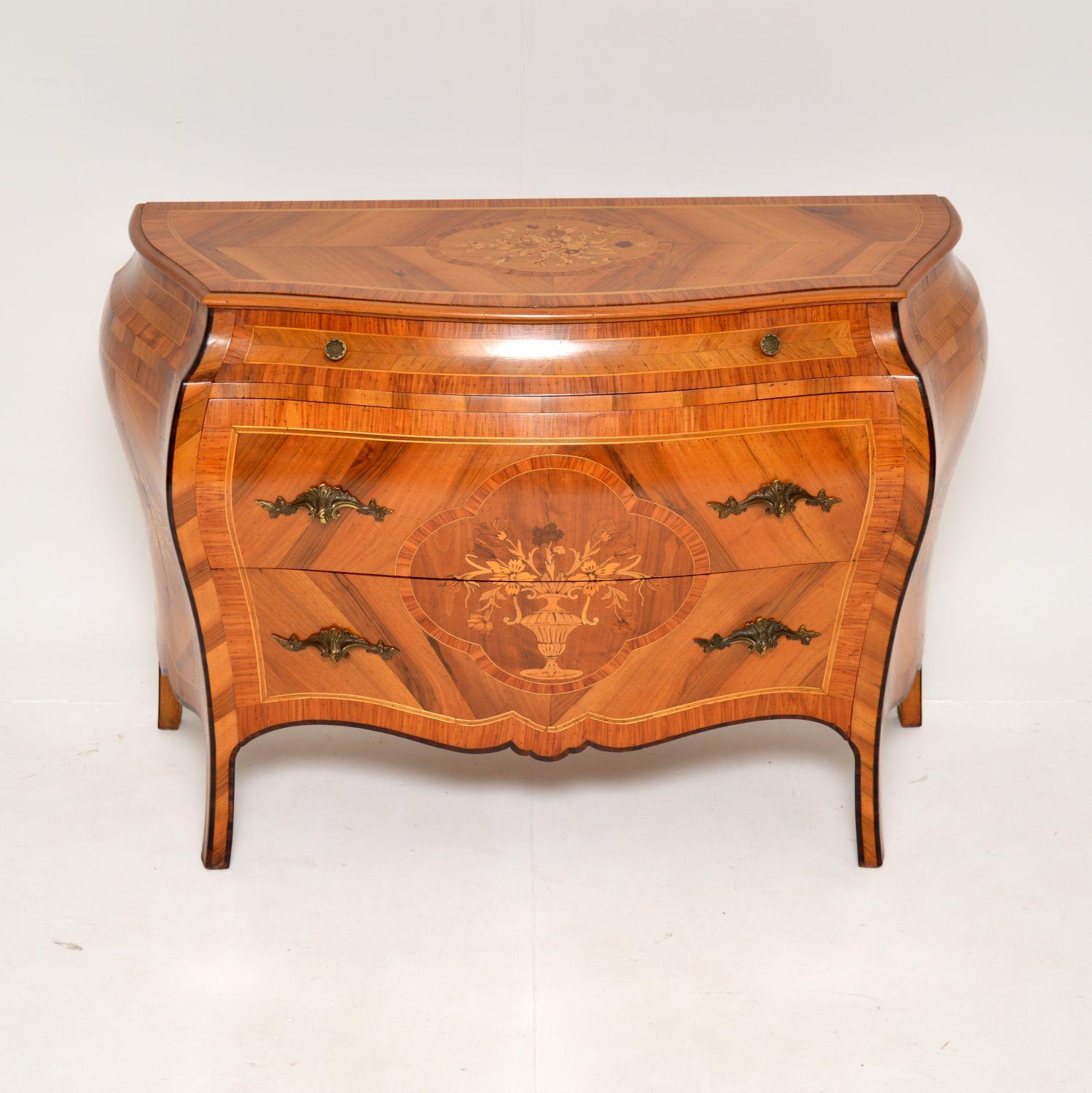 An absolutely beautiful antique Bombe commode made from olive wood. This was made in Holland, it dates from around the 1900-1910 period.

It is of extremely fine quality and is a great size too. The olive wood has a beautiful colour tone and