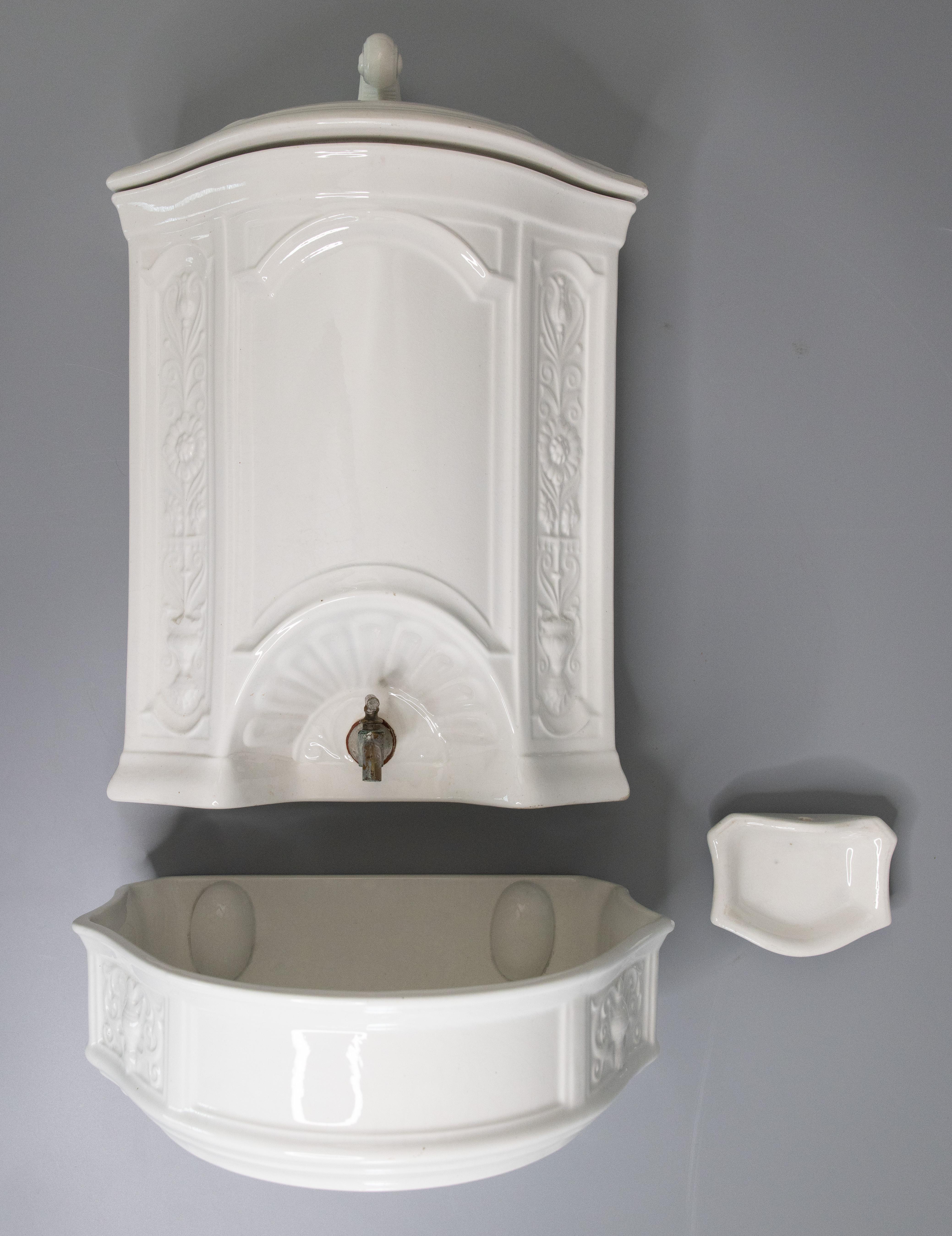 Antique Dutch Maastricht White Ironstone Wall Lavabo Fountain For Sale 10