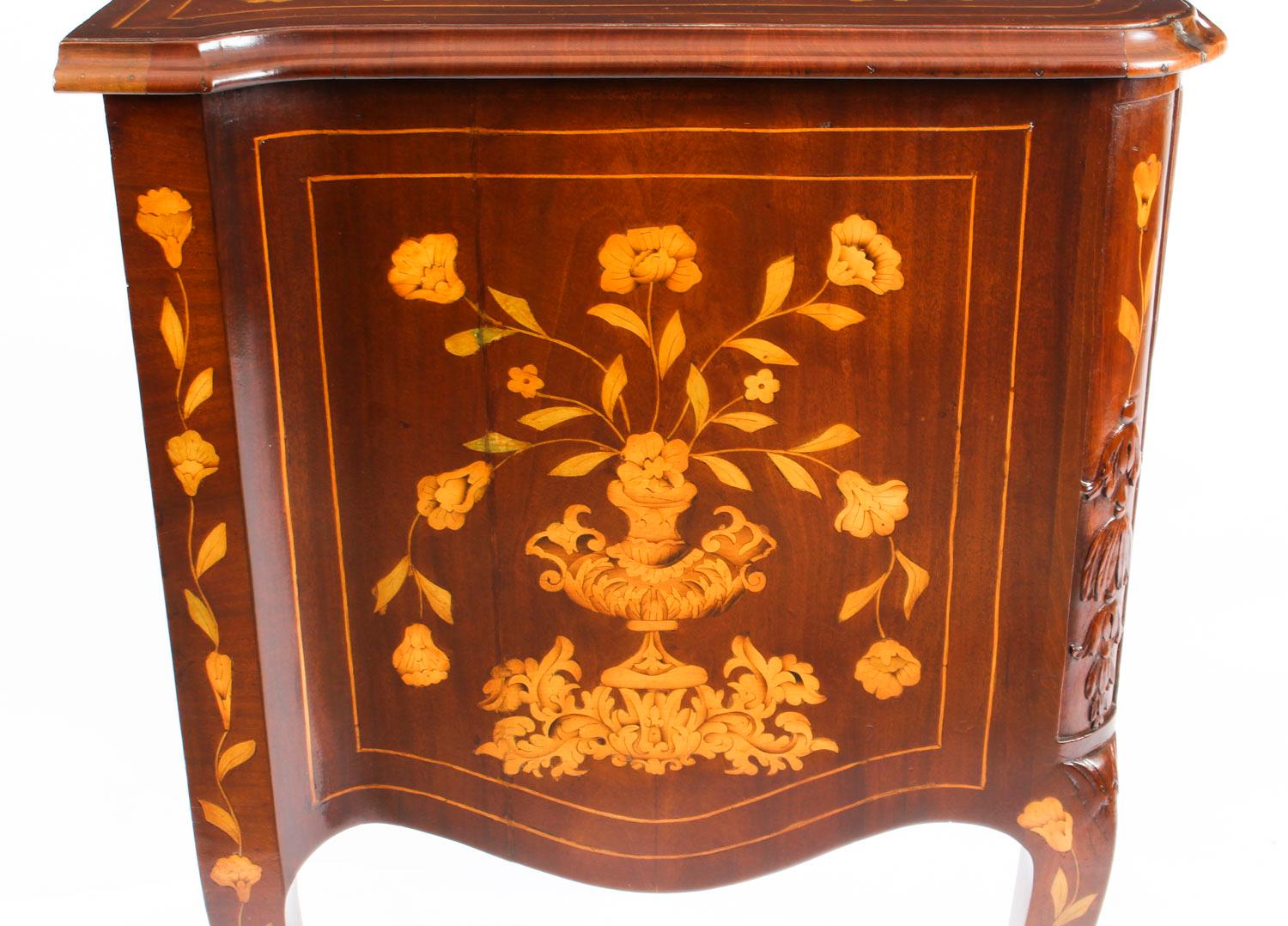 Antique Dutch Mahogany and Marquetry Block Front Commode Chest, 19th Century For Sale 13