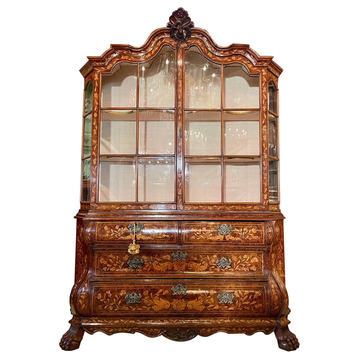 Antico mobile olandese intarsiato, 1800-1820 circa