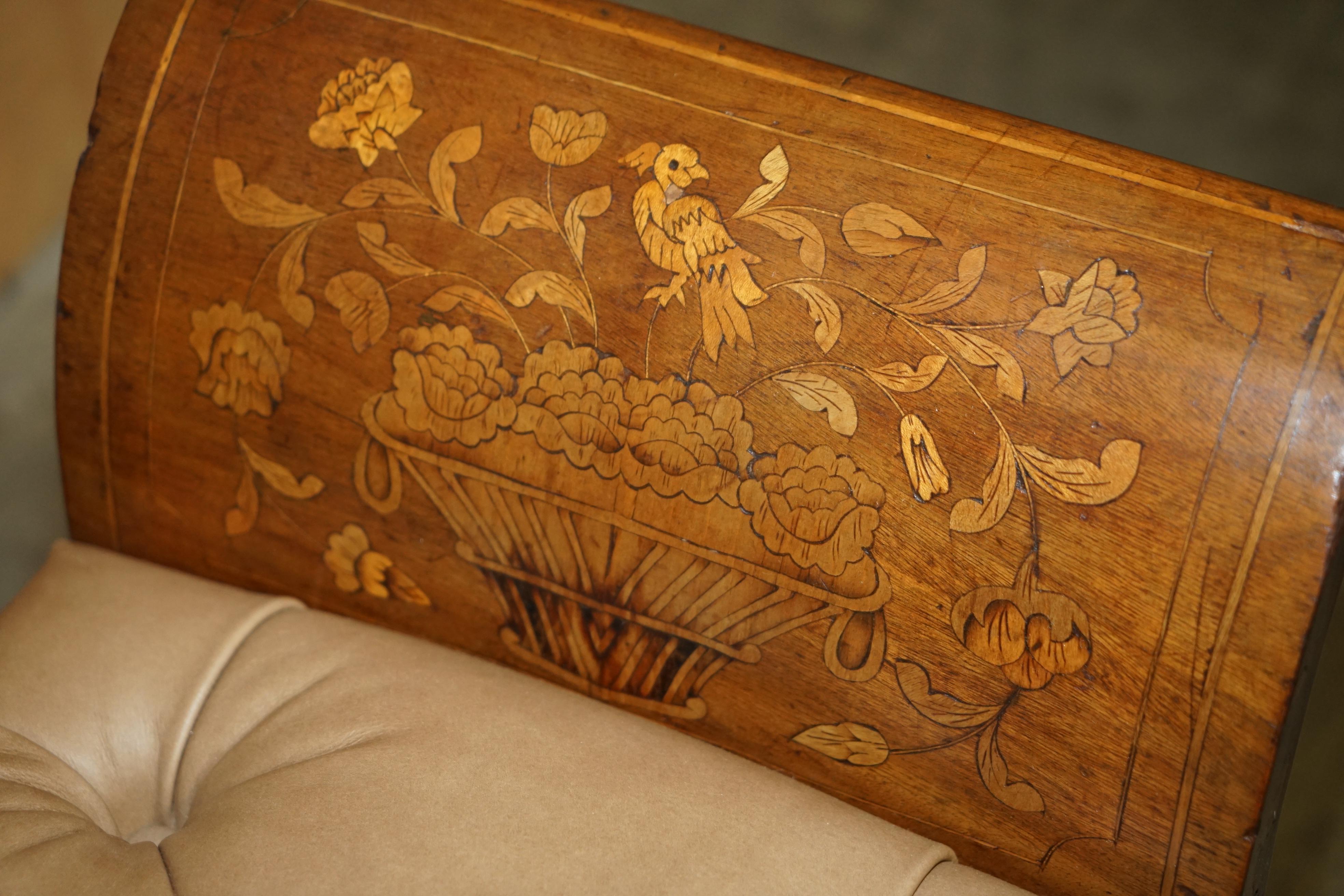 ANTIQUE DUTCH MARQUETRY INLAID CLAW & BALL FEET CHESTERFiELD BROWN LEATHER BENCH For Sale 1