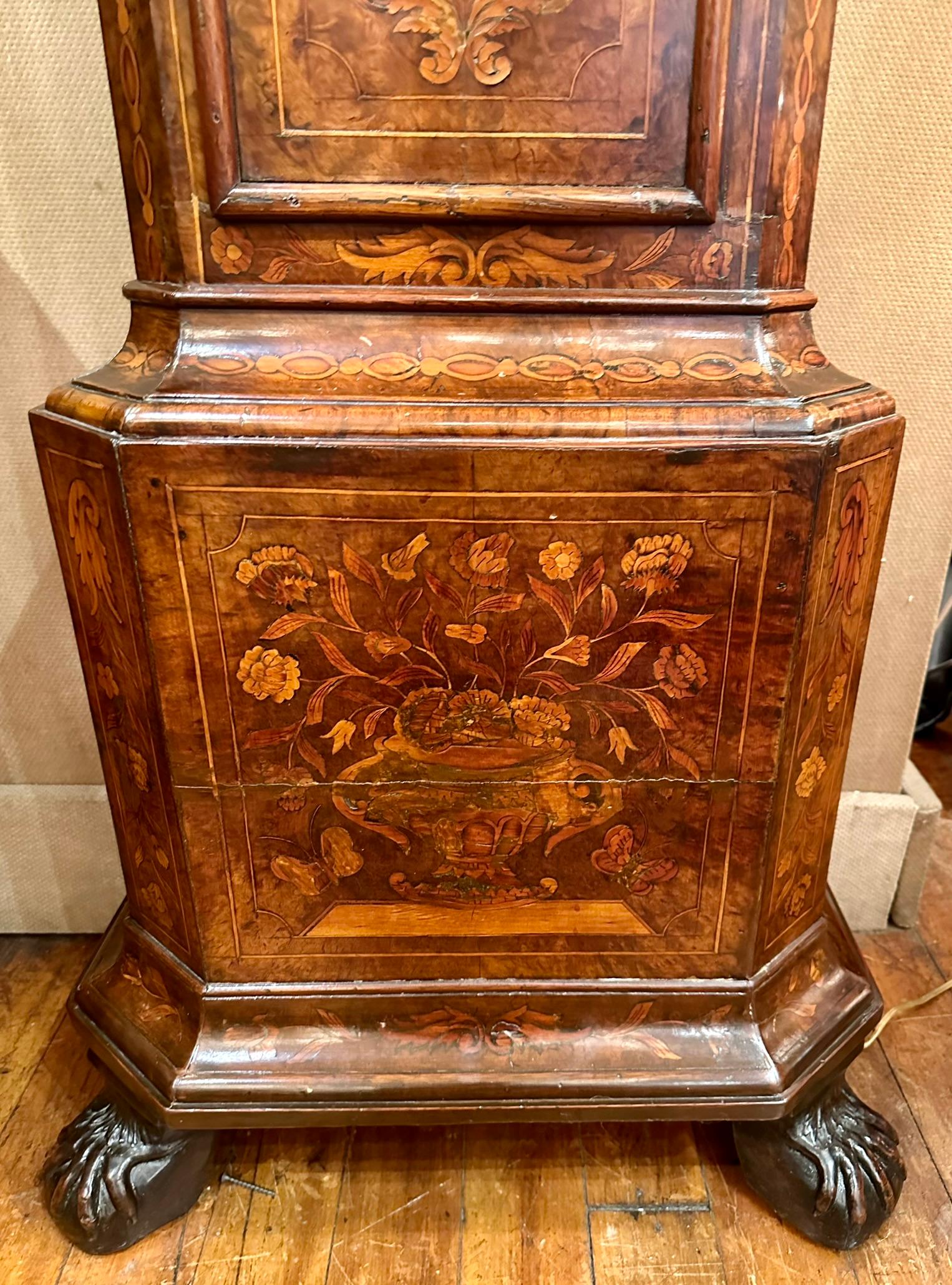 Legno di seta Antico orologio a pendolo olandese a intarsio 