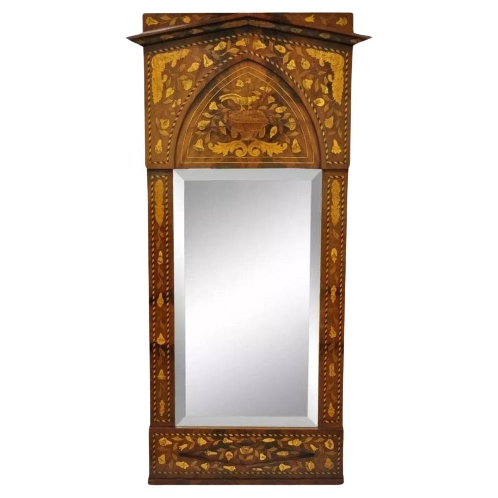 Antique Mirror olandese con intarsio in legno satinato e vetro smussato