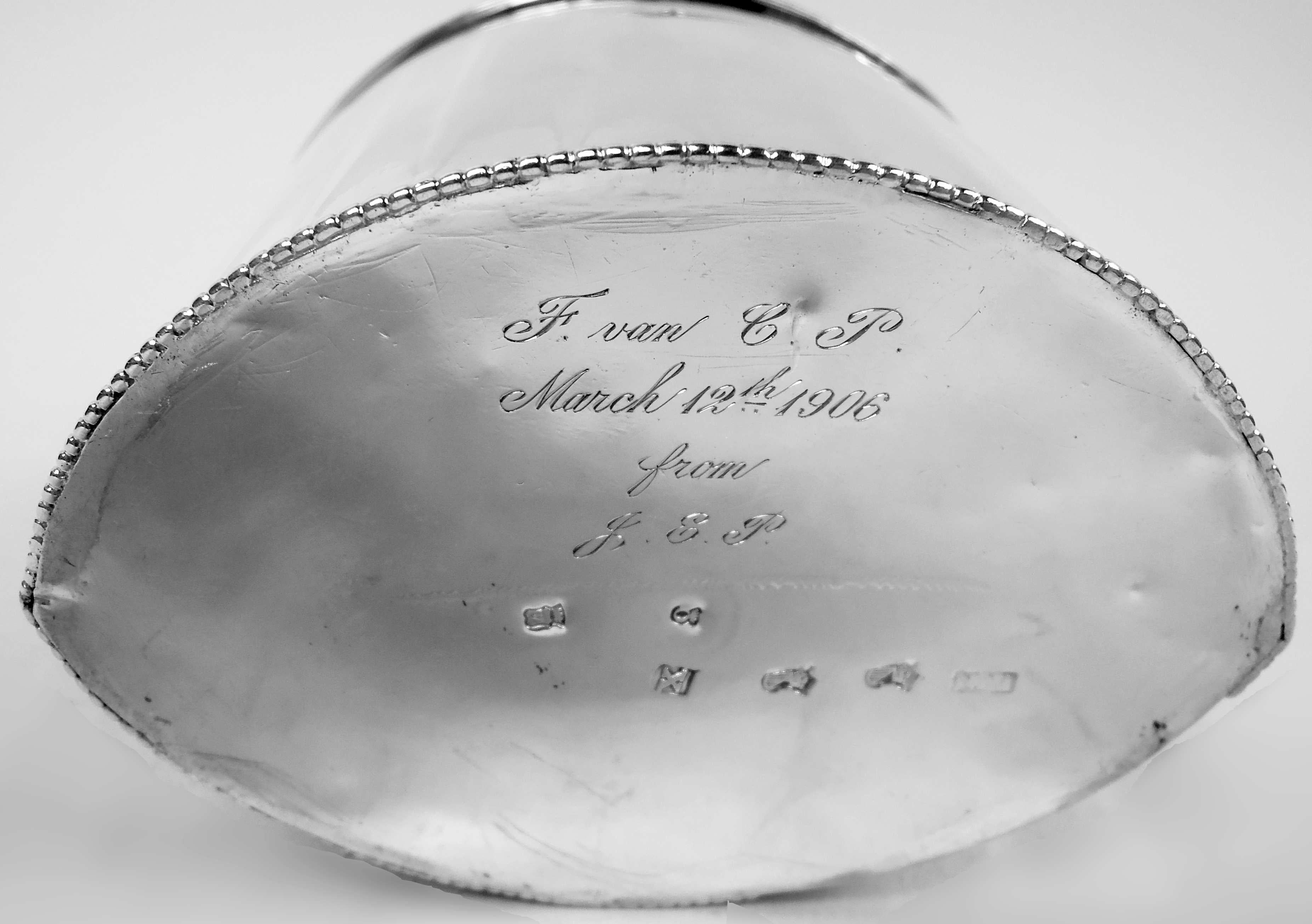 Antike holländische neoklassische Silber-Teekanne, 1805 (Perlenbesetzt) im Angebot