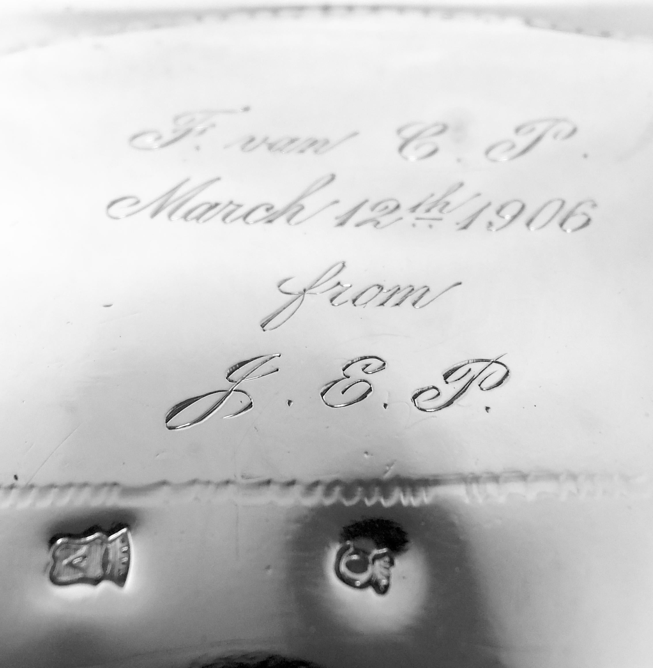 Antike holländische neoklassische Silber-Teekanne, 1805 im Zustand „Gut“ im Angebot in New York, NY