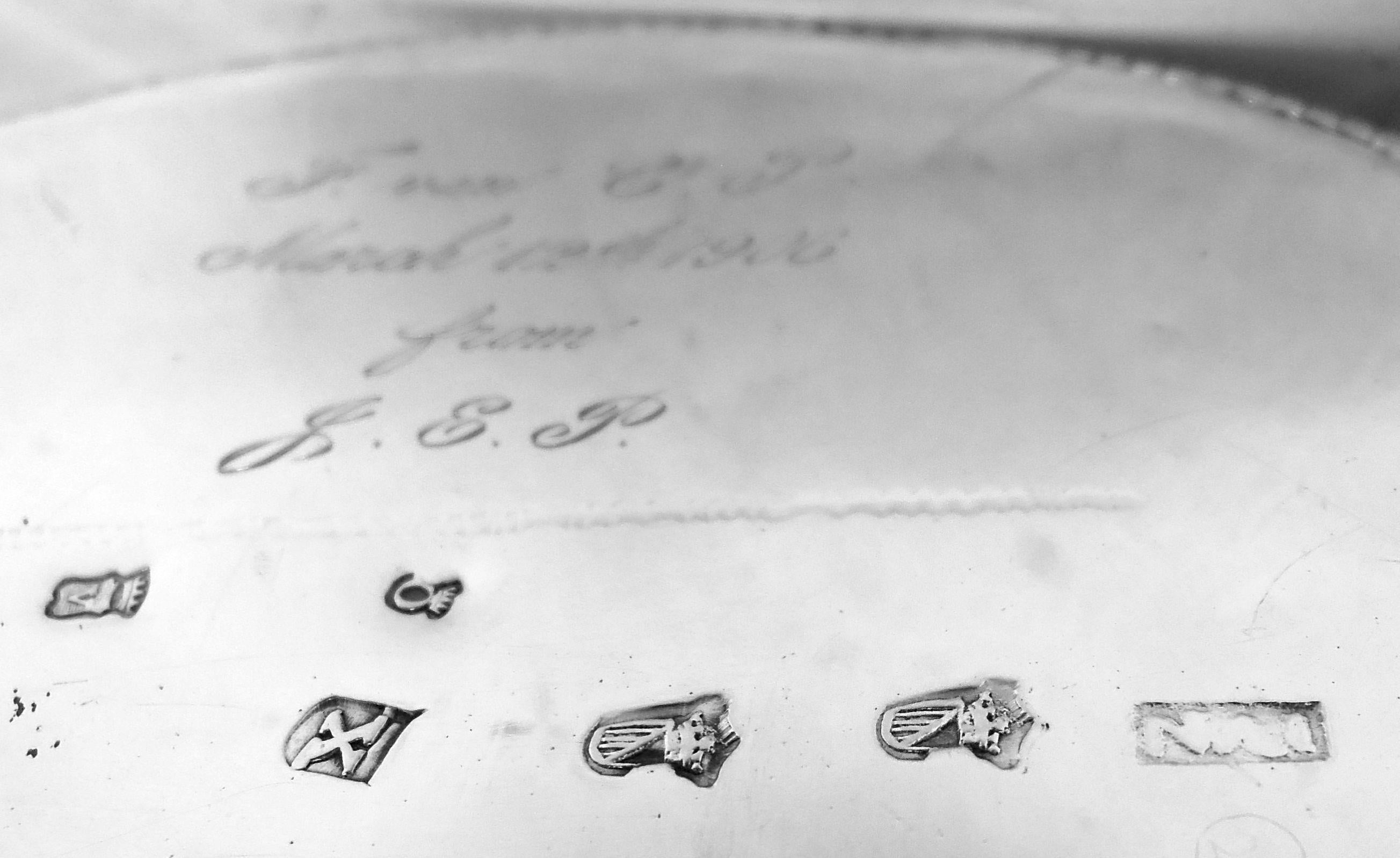 Antike holländische neoklassische Silber-Teekanne, 1805 (Frühes 19. Jahrhundert) im Angebot