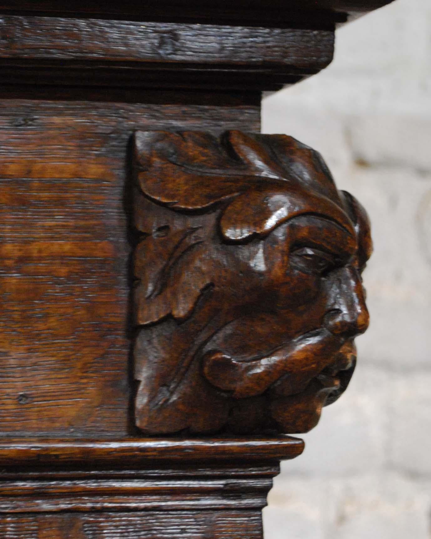 Antique Dutch Renaissance Portal Cabinet in Solid Oak, 18th Century In Good Condition For Sale In Casteren, NL
